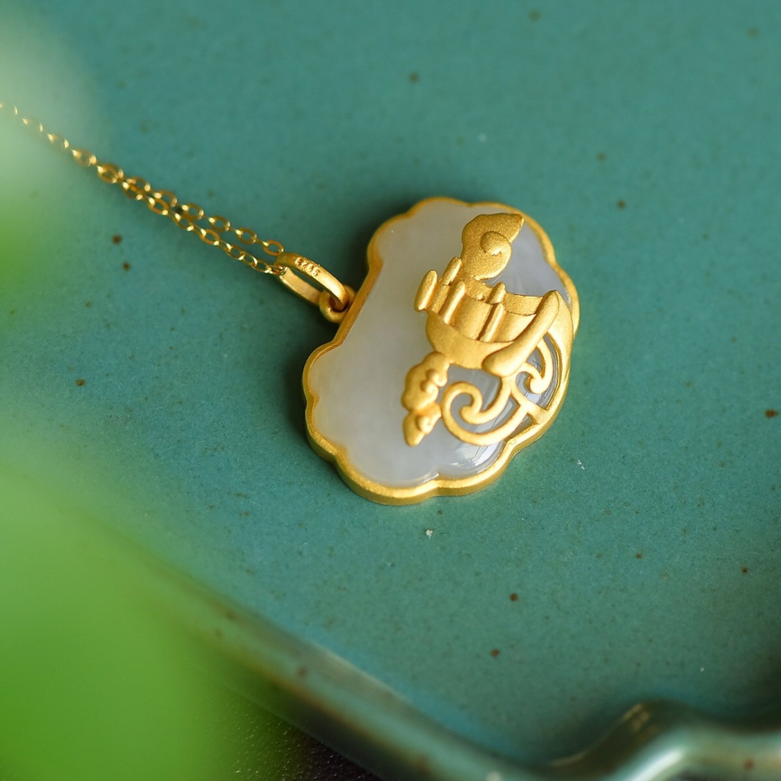 An Exquisite Sterling Silver-Gold Plated Inlaid White Jade Pendant - 4