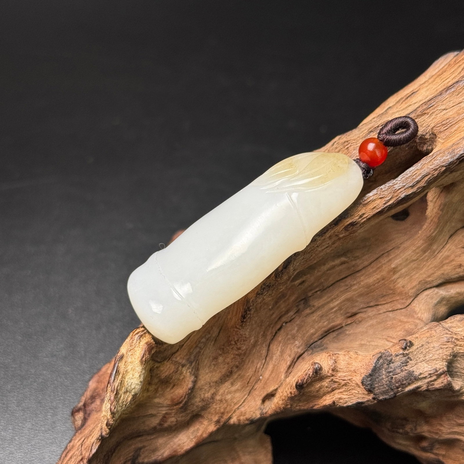 An Exquisite White Jade Bamboo Pattern Pendant - 4