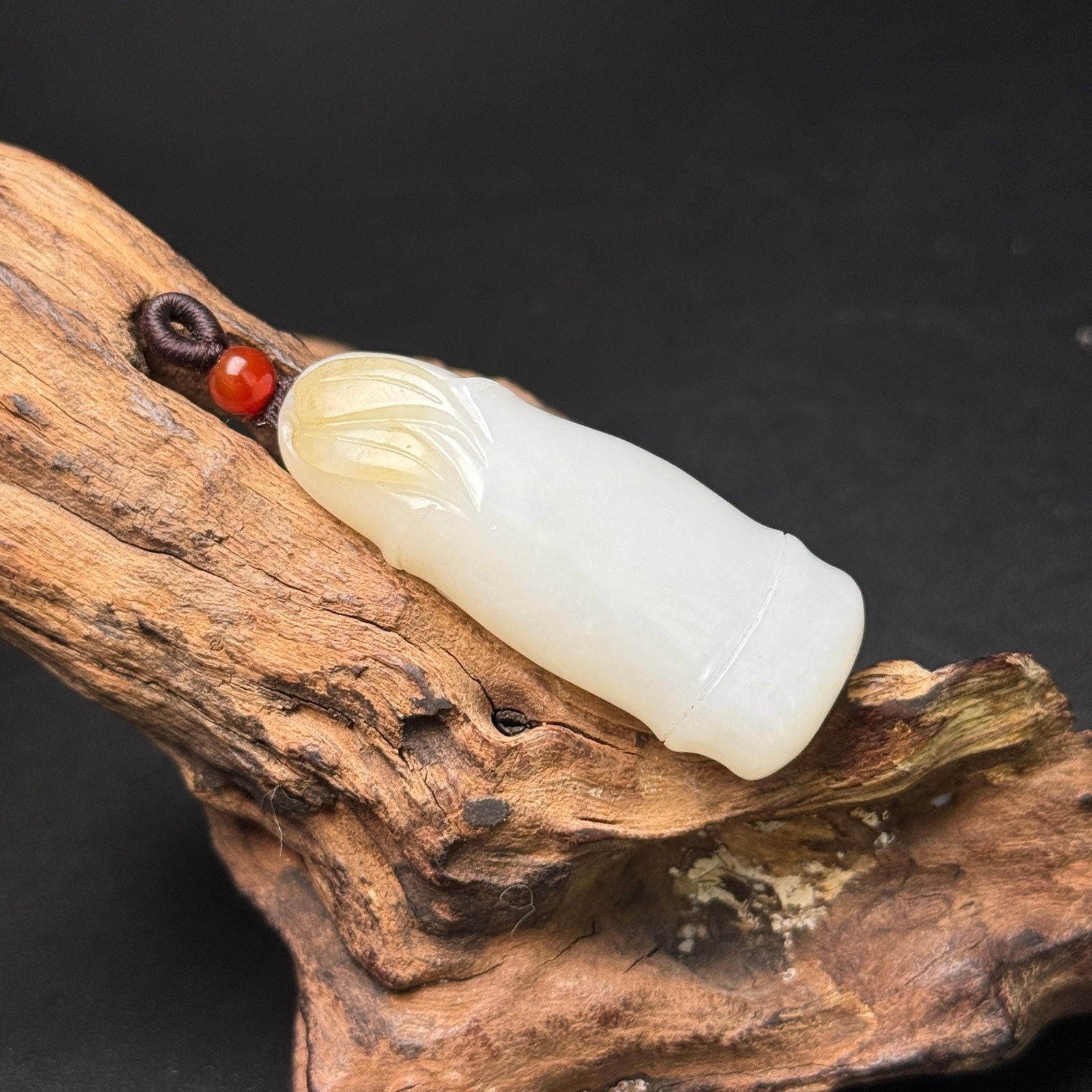 An Exquisite White Jade Bamboo Pattern Pendant - 5