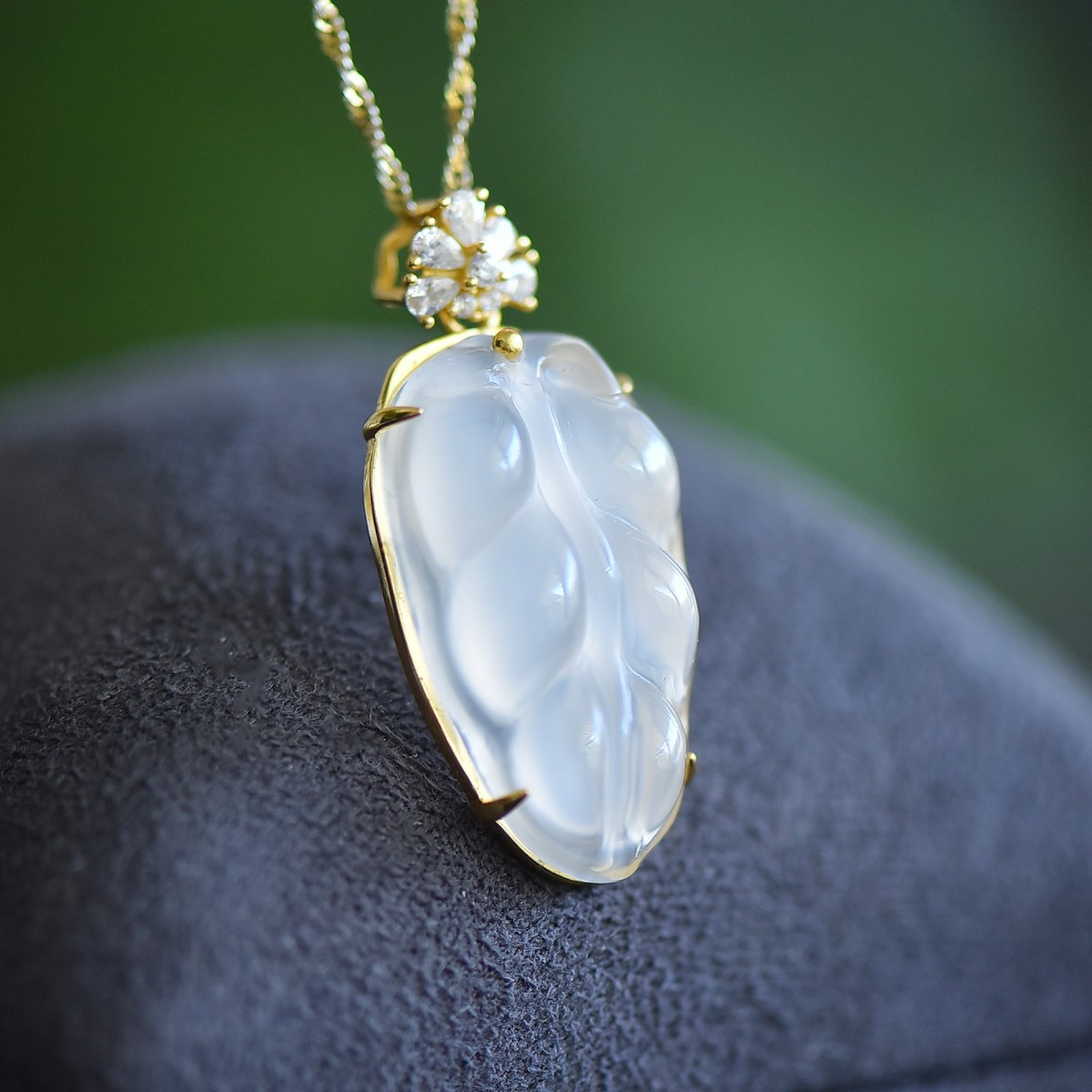 An Exquisite Sterling Silver-Gold Plated Inlaid Agate Pendant,Inlaid Diamond - 4