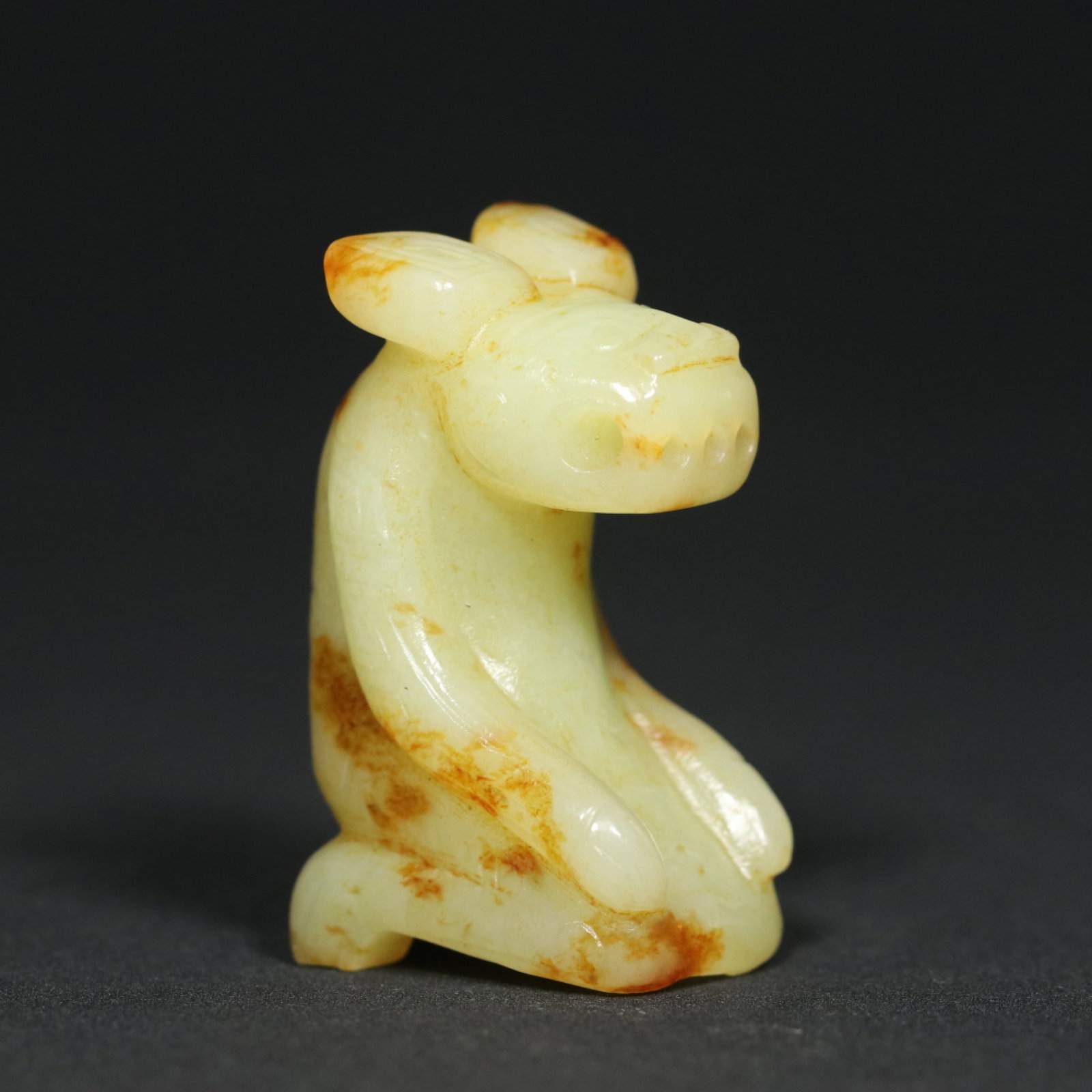An Exquisite White Jade Bear Pendant - 2