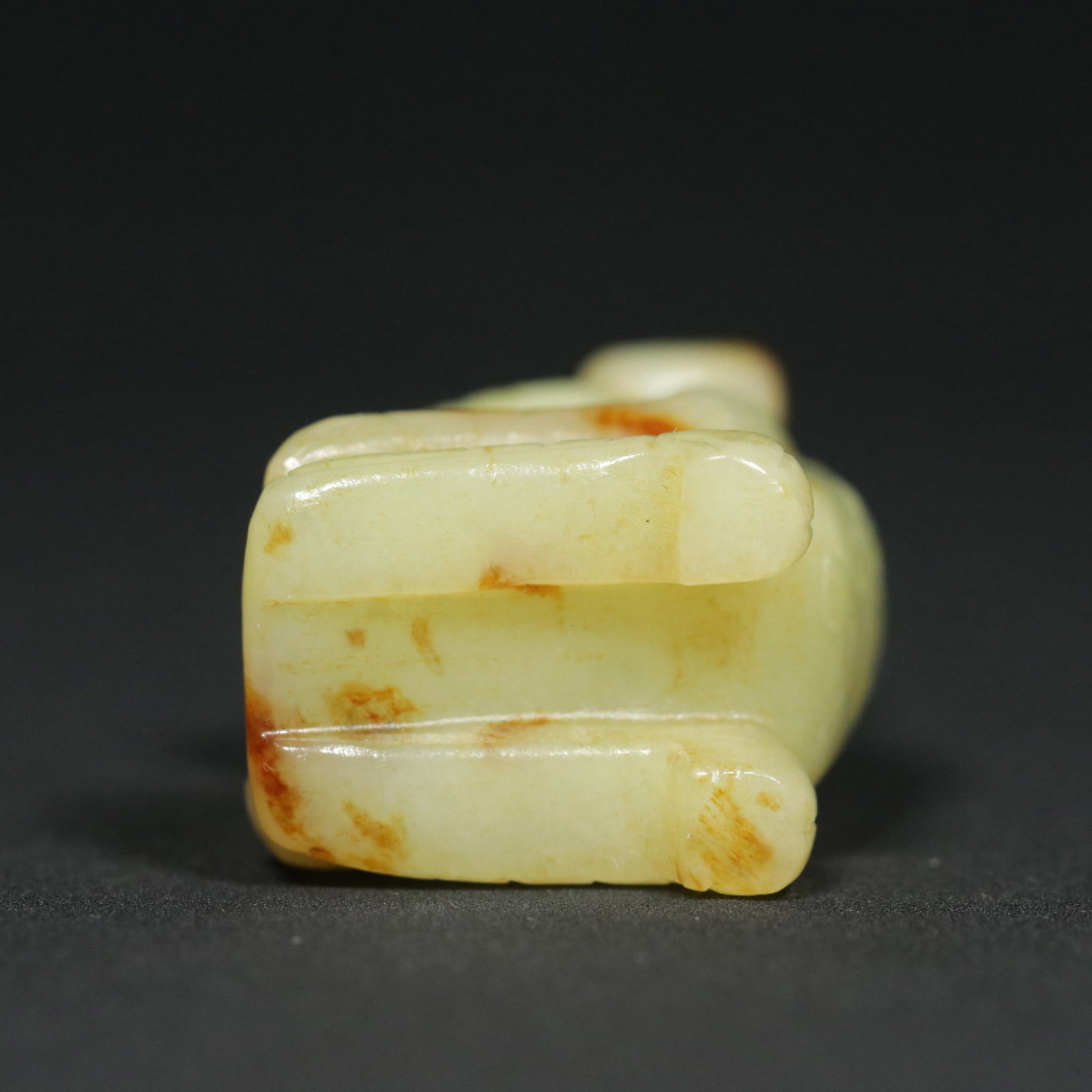 An Exquisite White Jade Bear Pendant - 9