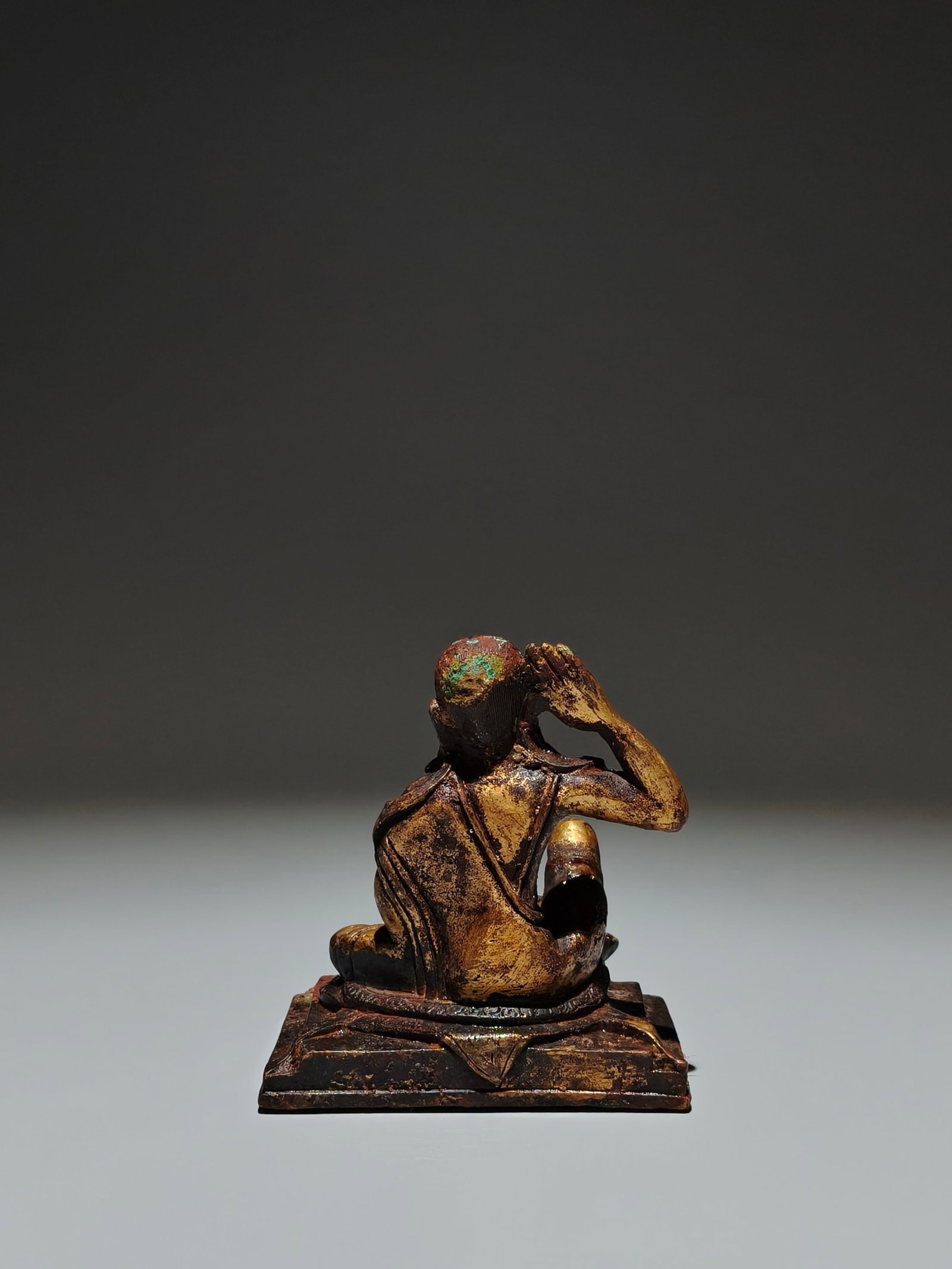 A Solemn Gilt Bronze Buddha Statue - 6