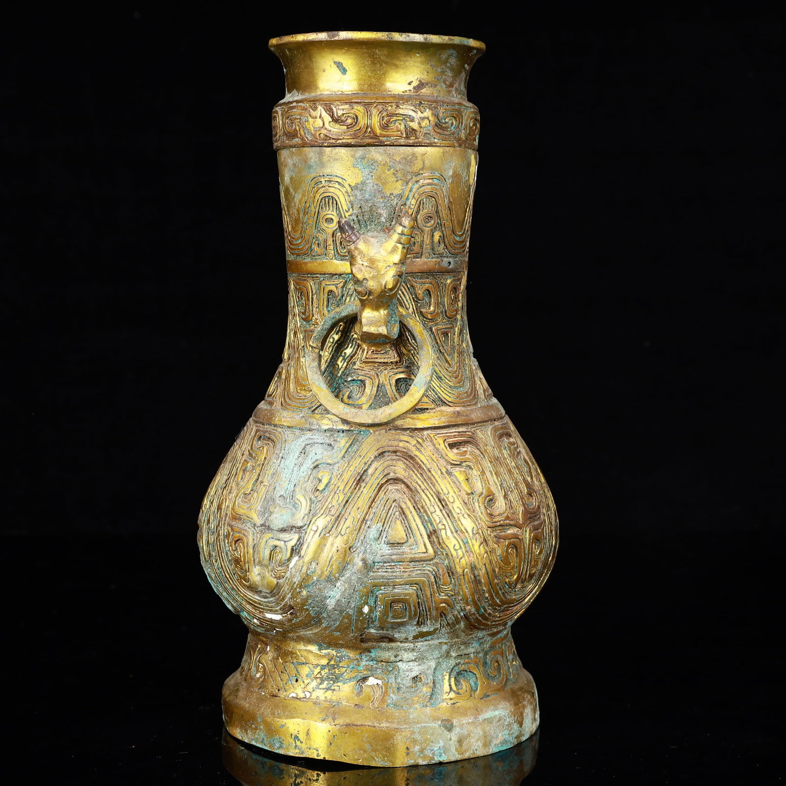An Archaic Bronze Inlaid Gold and Silver Double-Ears Vase - 10