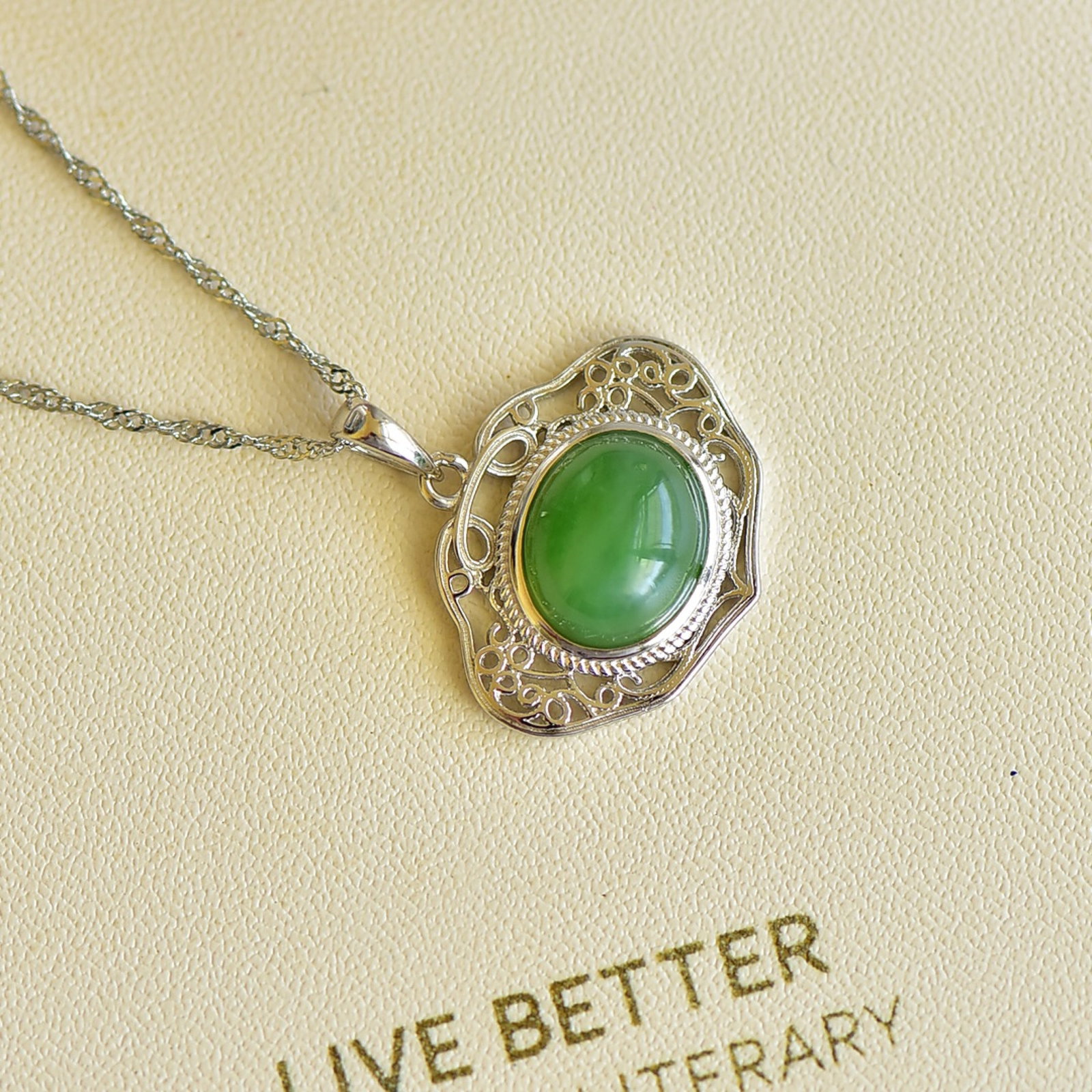 An Exquisite Sterling Silver Inlaid Jasper Pendant - 3