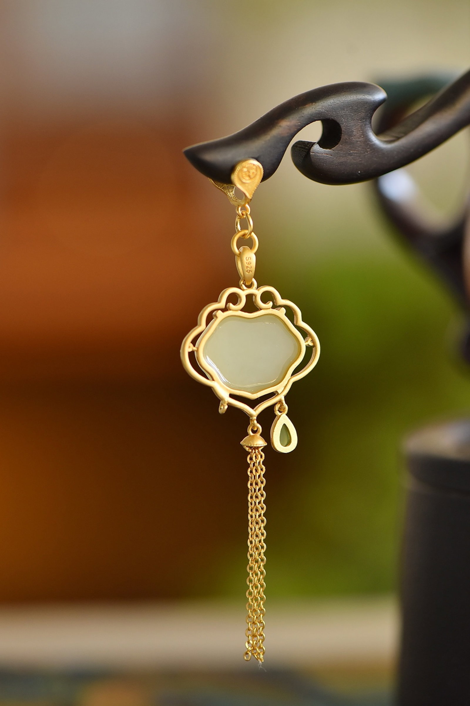 An Exquisite Sterling Silver-Gold Plated Inlaid White Jade Ebony Hairpin - 5
