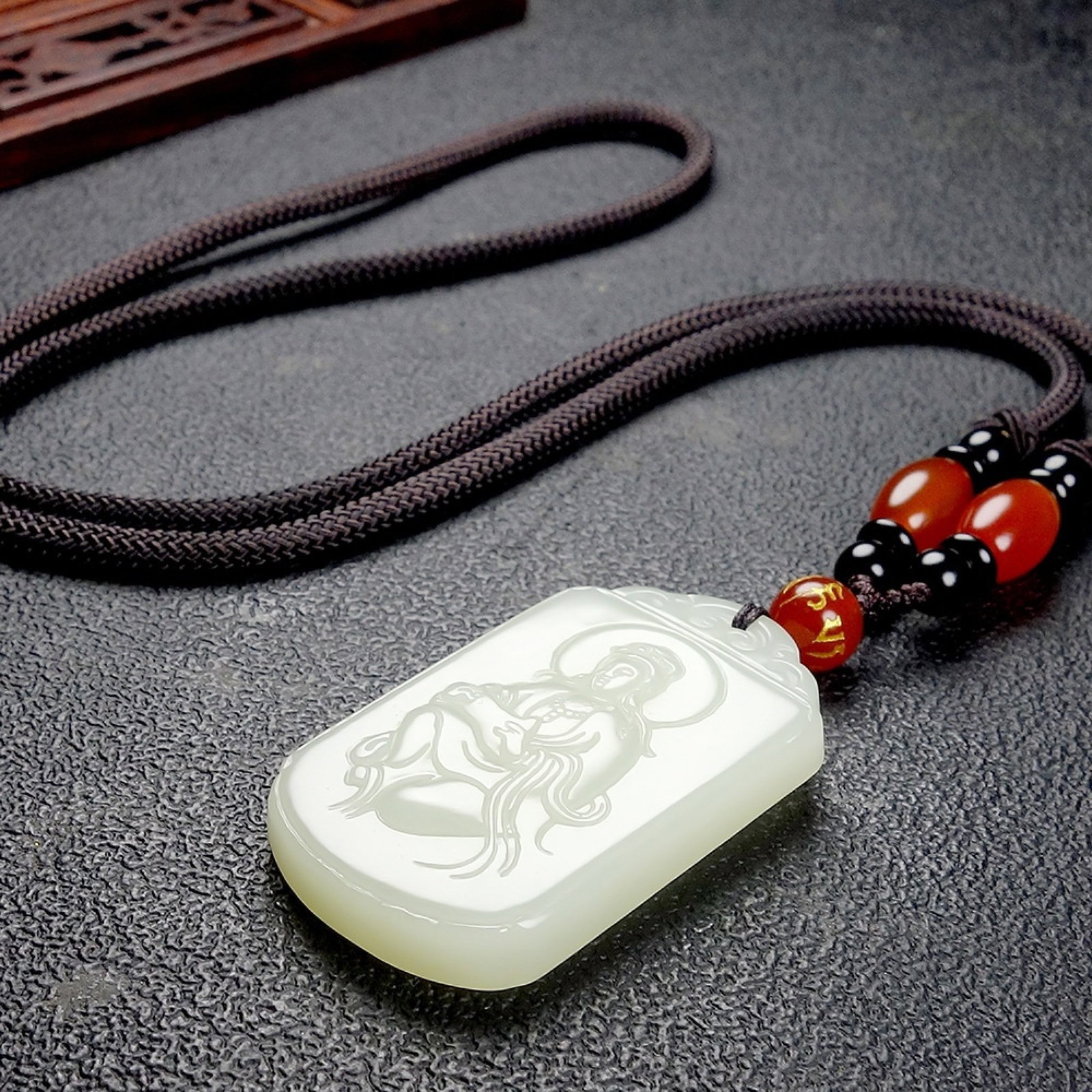 An Exquisite White Jade Statue of Avalokitesvara Pendant - 6