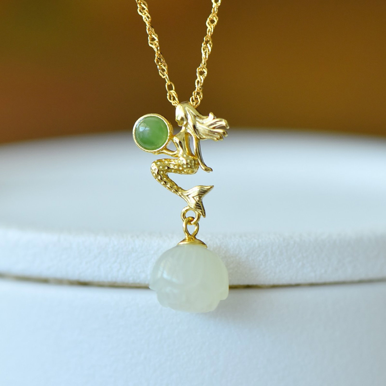 An Exquisite Sterling Silver-Gold Plated Inlaid White Jade Pendant,Inlaid Jasper - 2