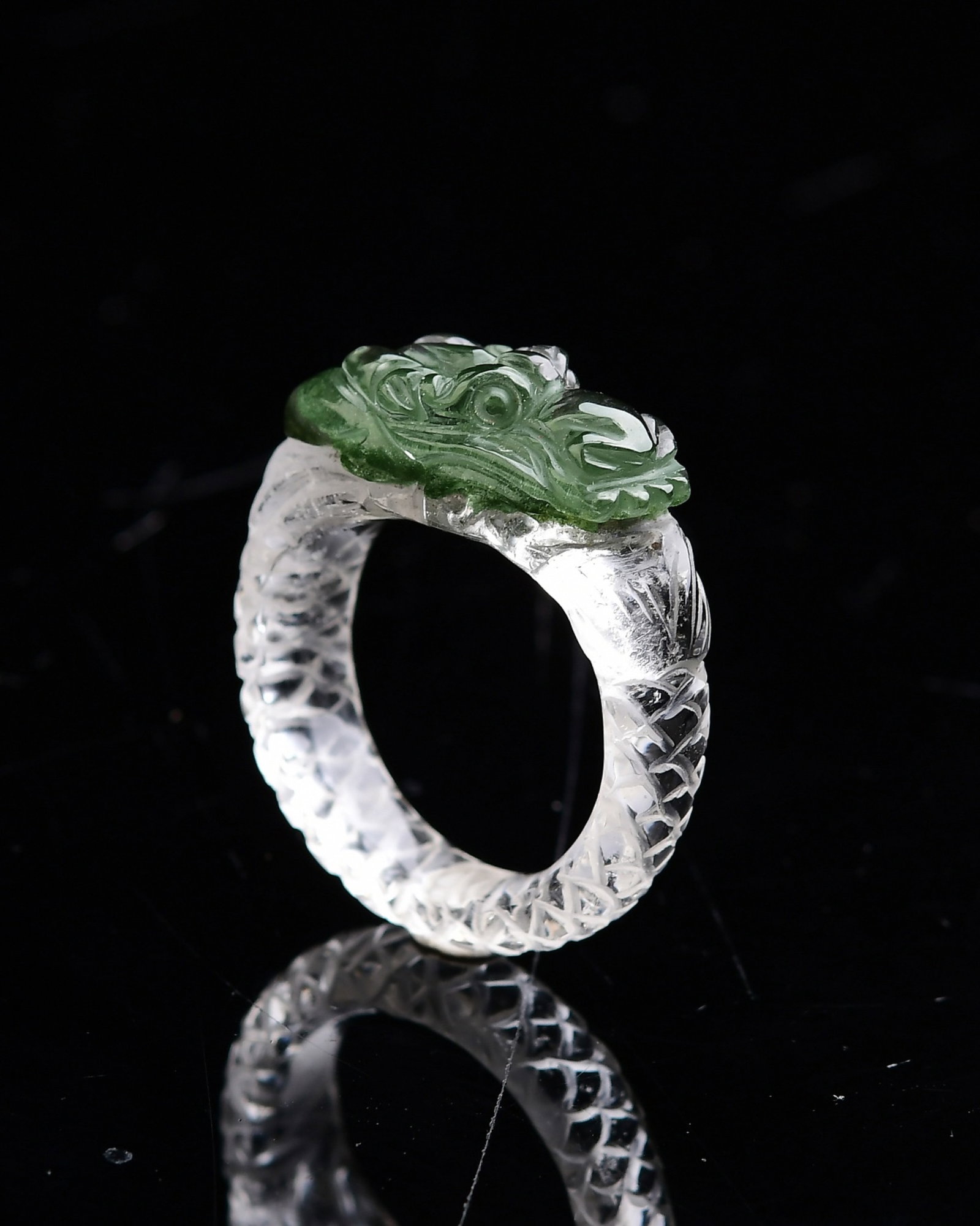 An Exquisite Crystal Dragon Pattern Pendant - 4