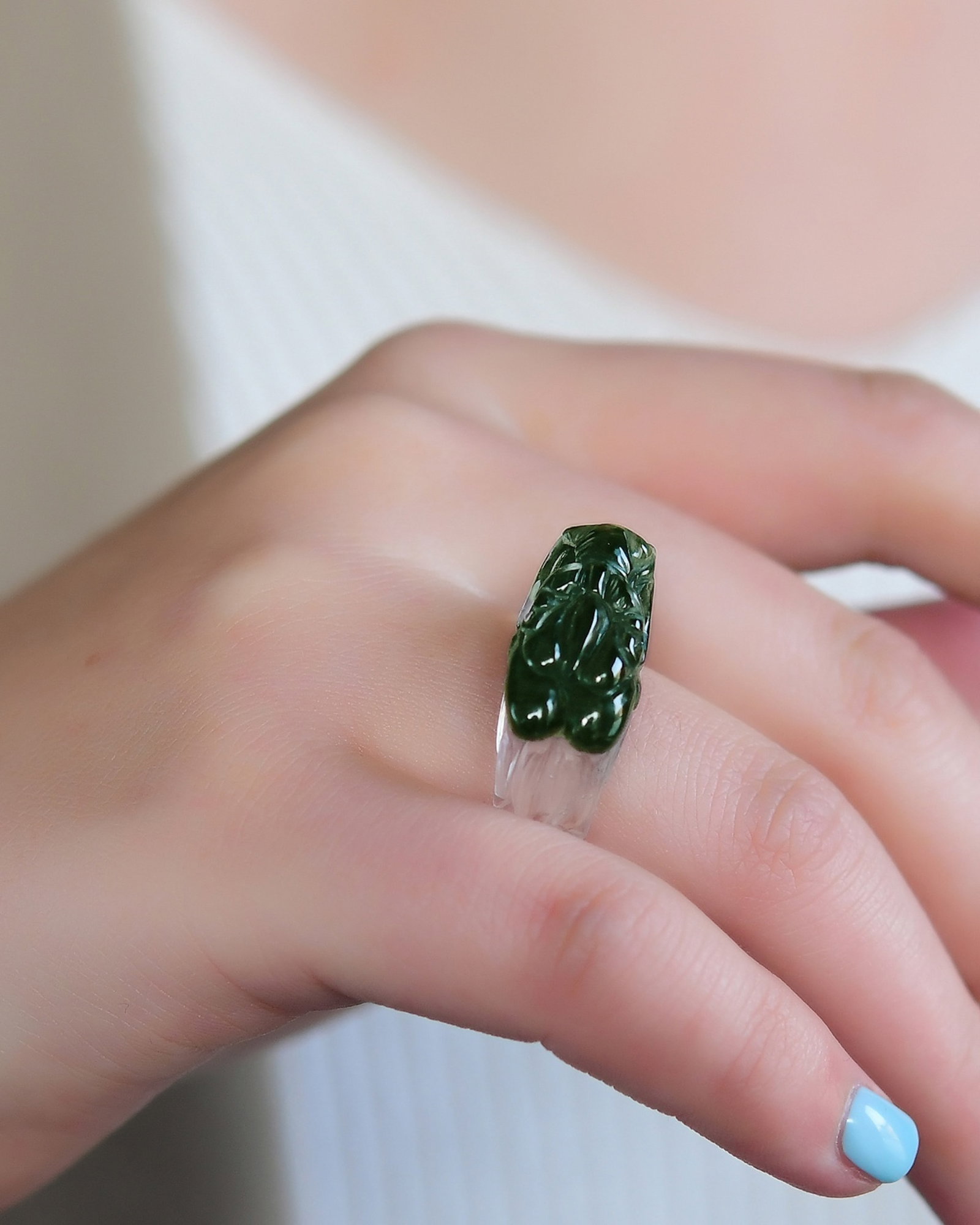 An Exquisite Crystal Dragon Pattern Pendant - 5