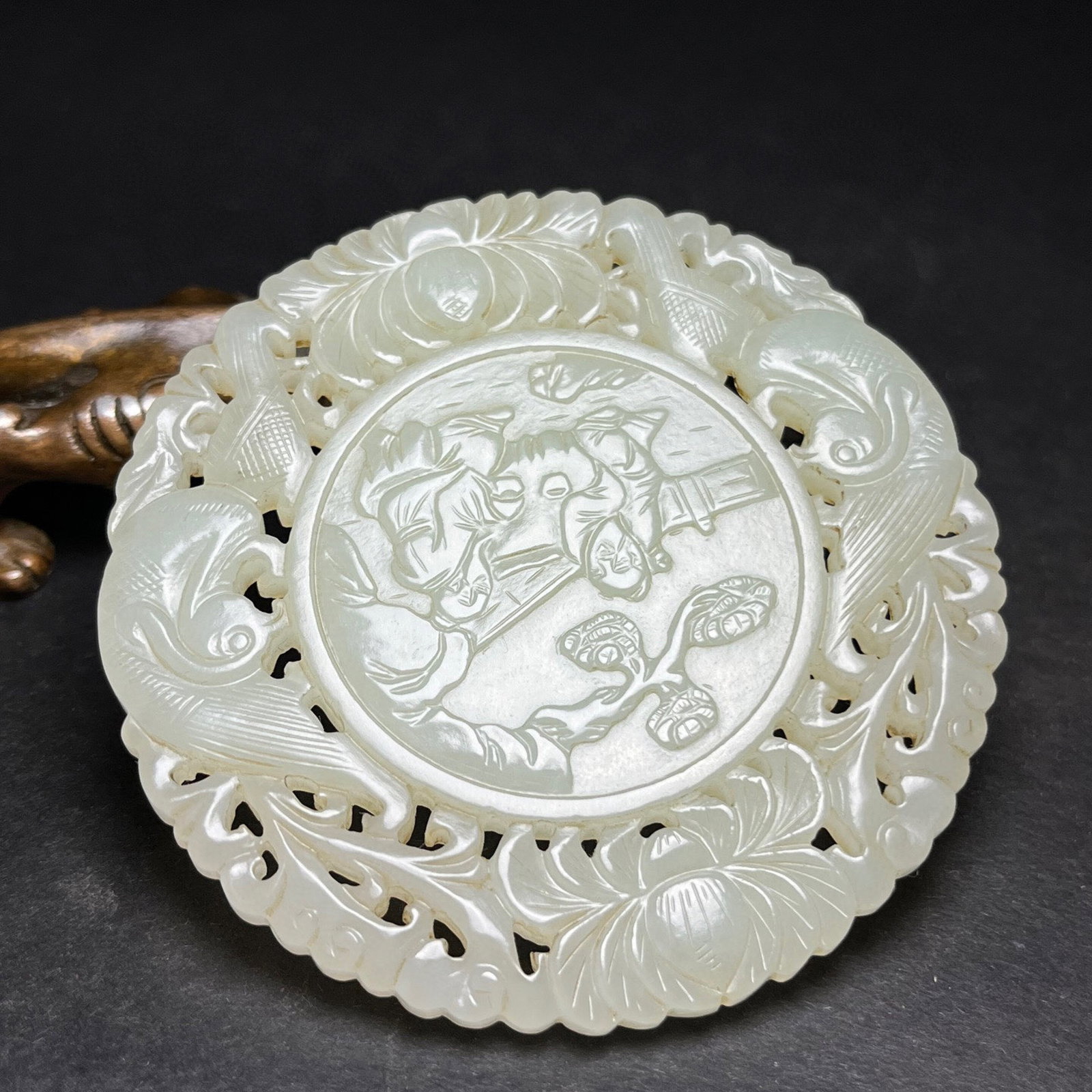 An Exquisite White Jade Hollow Bats Figure Pattern Pendant,With Poem - 3