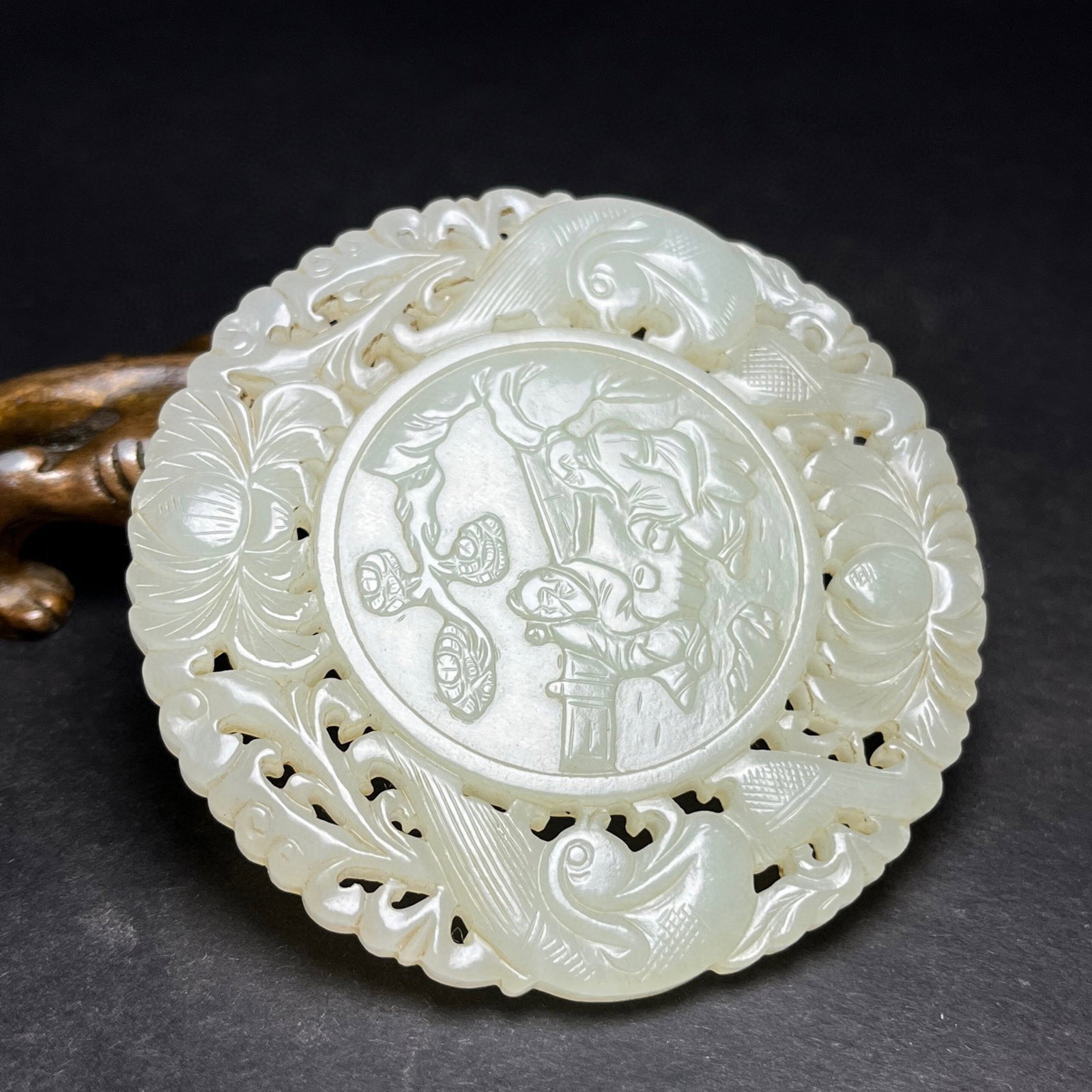 An Exquisite White Jade Hollow Bats Figure Pattern Pendant,With Poem - 5