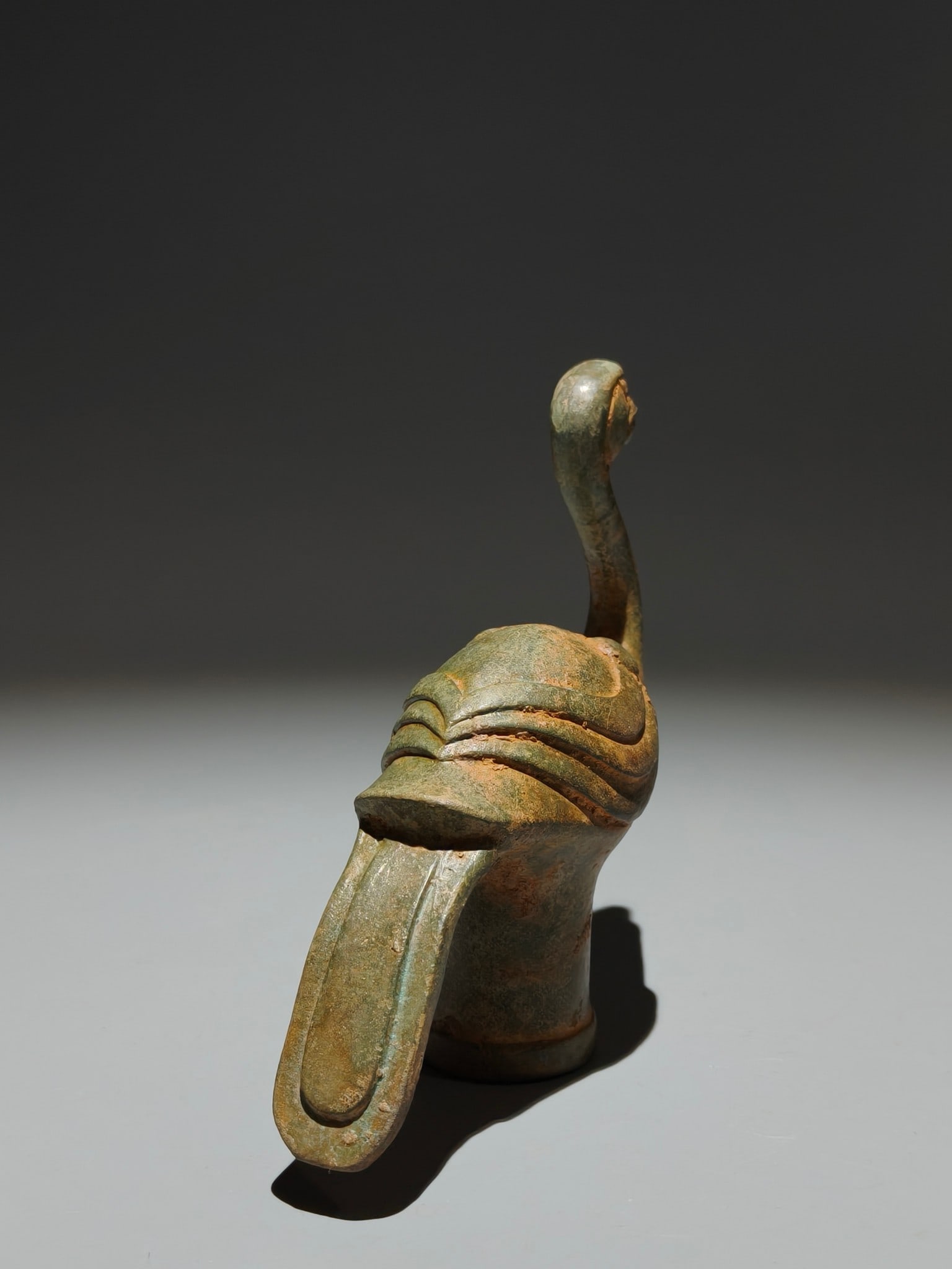 An Archaic Bronze Bird-Shaped Cane head - 4