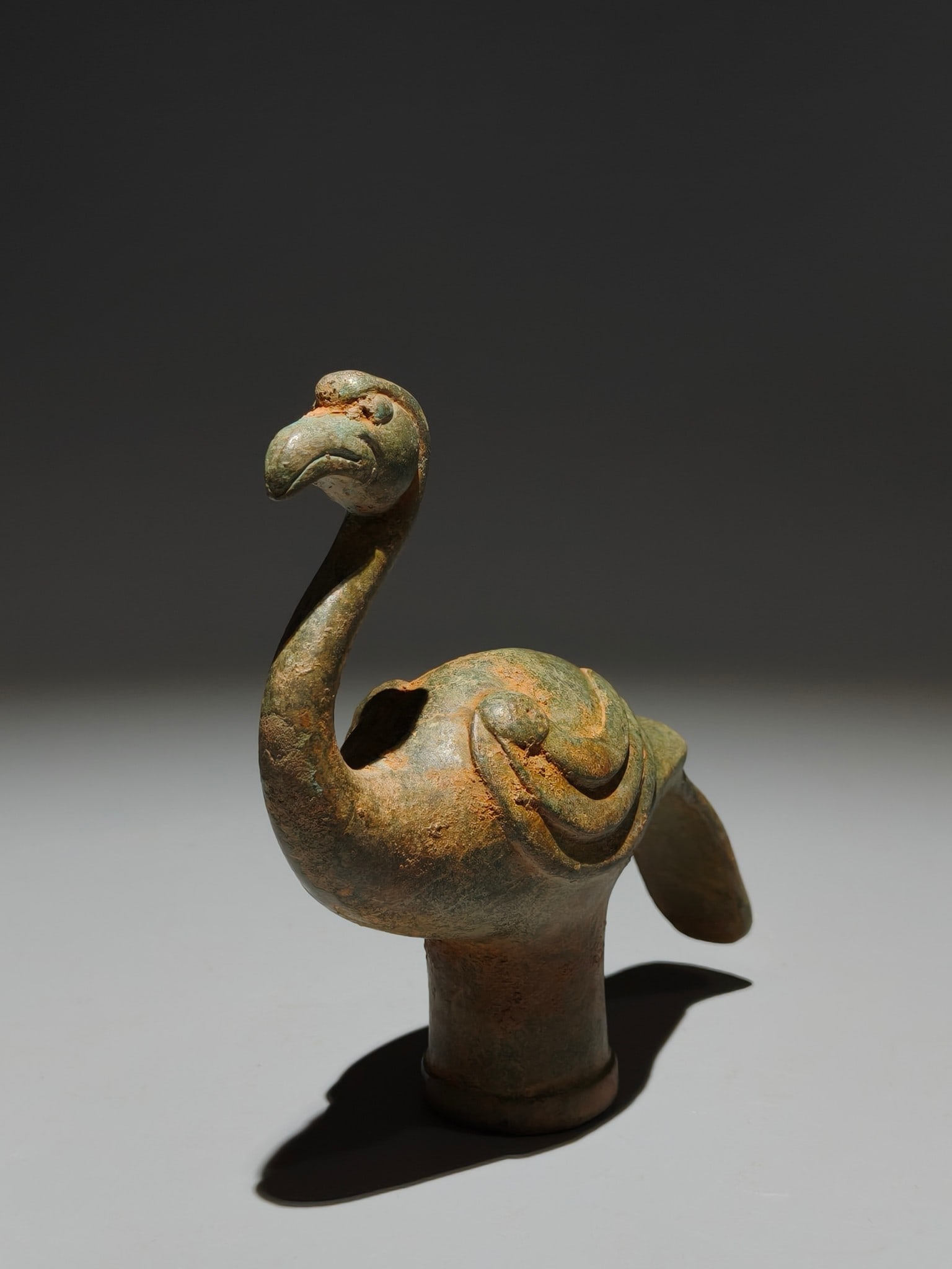 An Archaic Bronze Bird-Shaped Cane head - 8