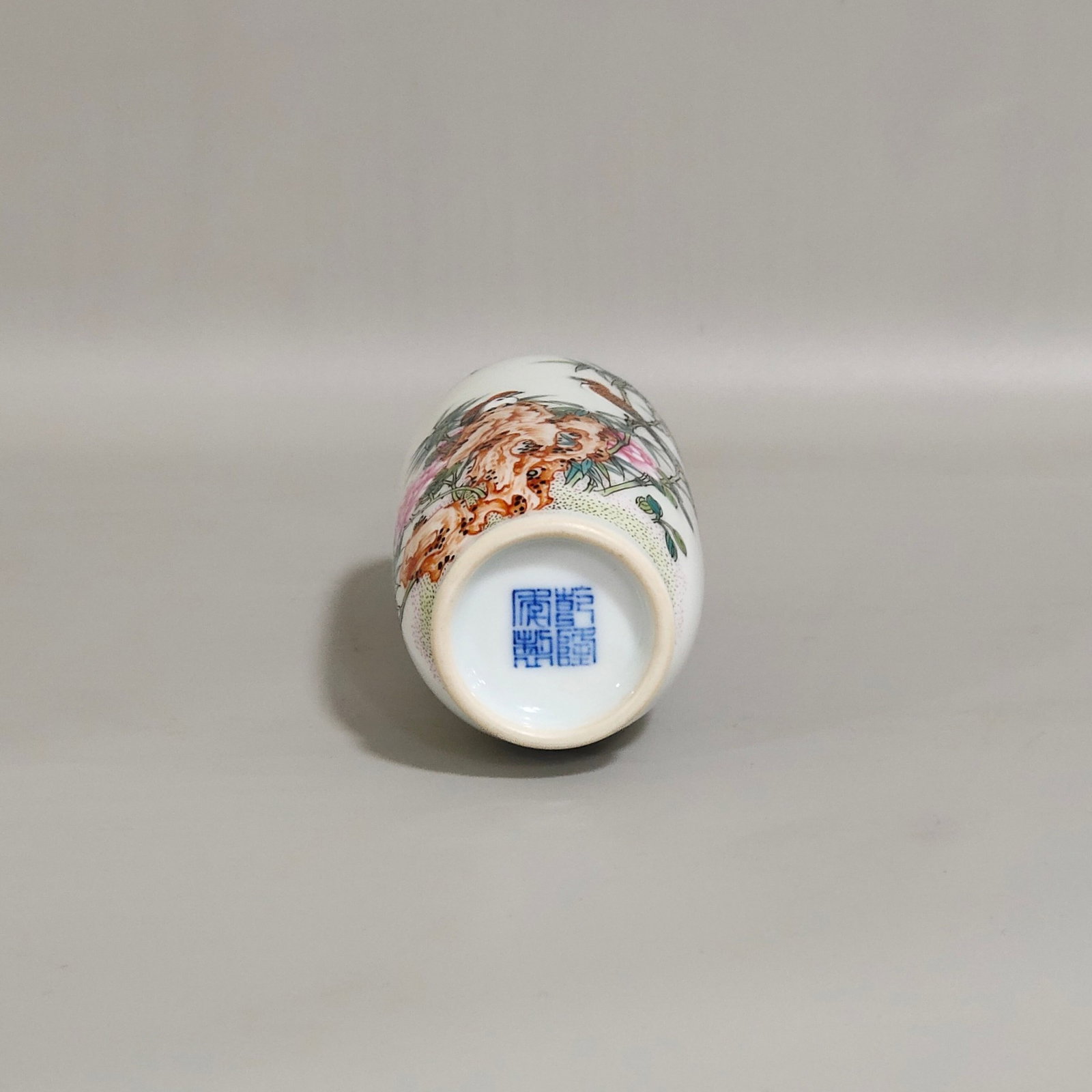 An Exquisite Famille-Rose Painted Gold Bamboo and Bird Pattern Snuff Bottle,With Poem - 8
