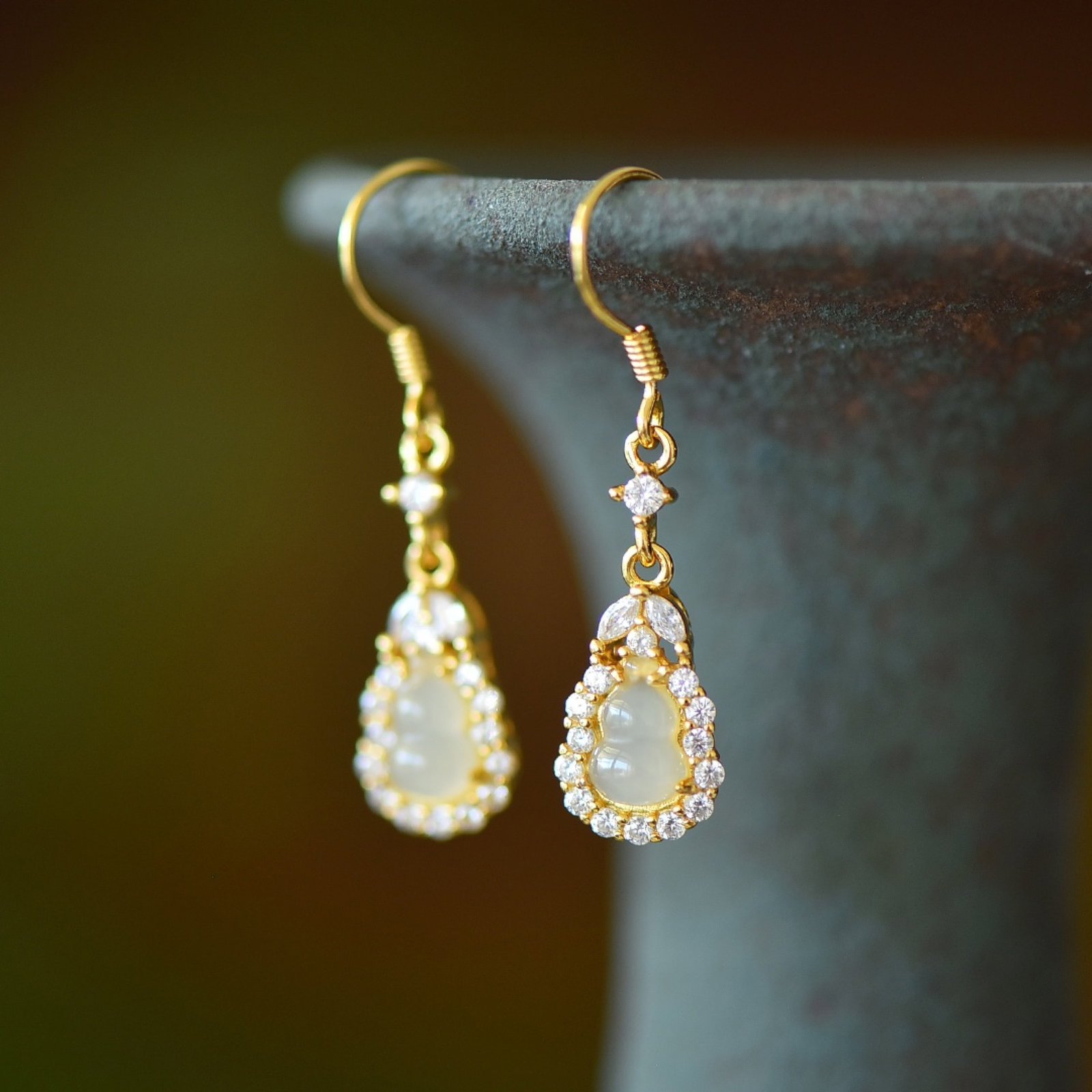 A Pair of Exquisite Sterling Silver-Gold Plated Inlaid White Jade Earrings - 2