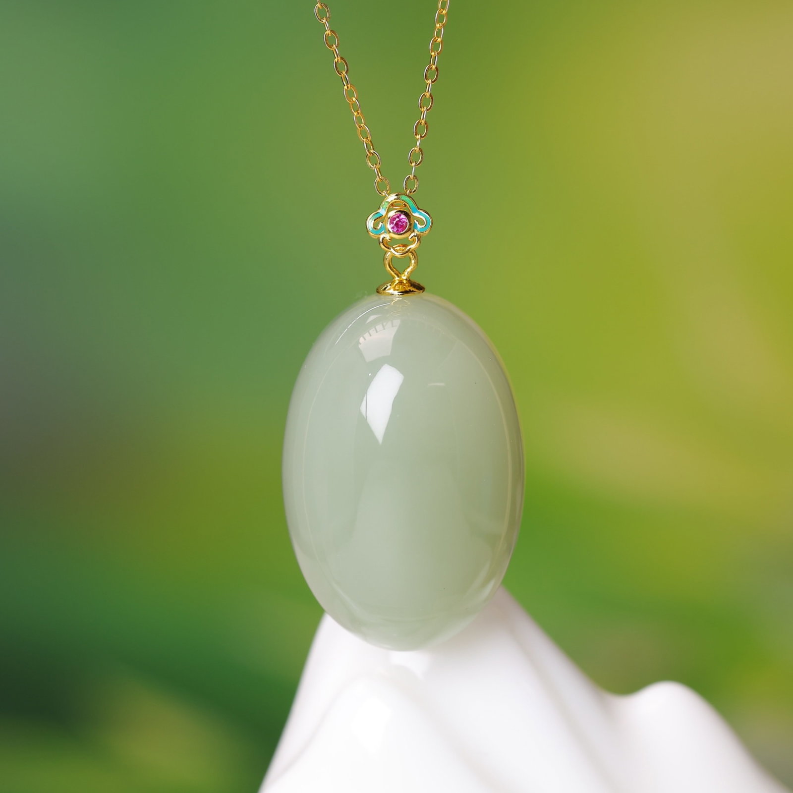 An Exquisite Sterling Silver-Gold Plated Inlaid White Jade Pendant - 3