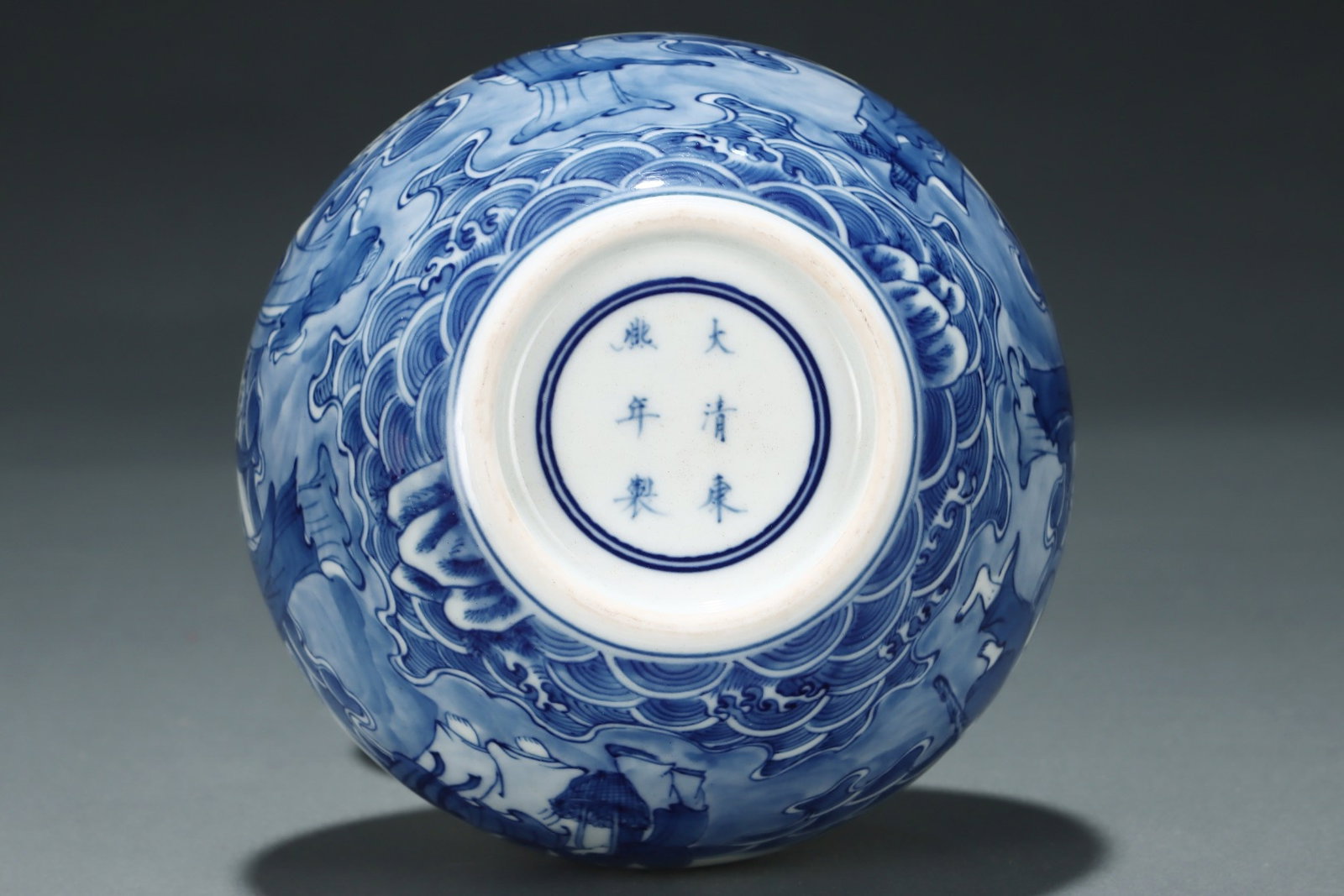 An Exquisite Blue and White Character and Story Pattern Gourd Vase - 8