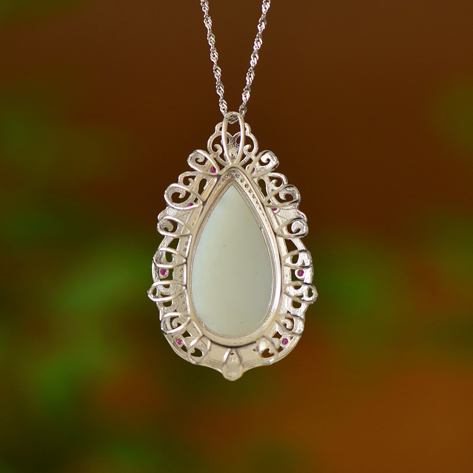 An Exquisite Sterling Silver-Gold Plated Inlaid White Jade Pendant, Inlaid Pearl - 4