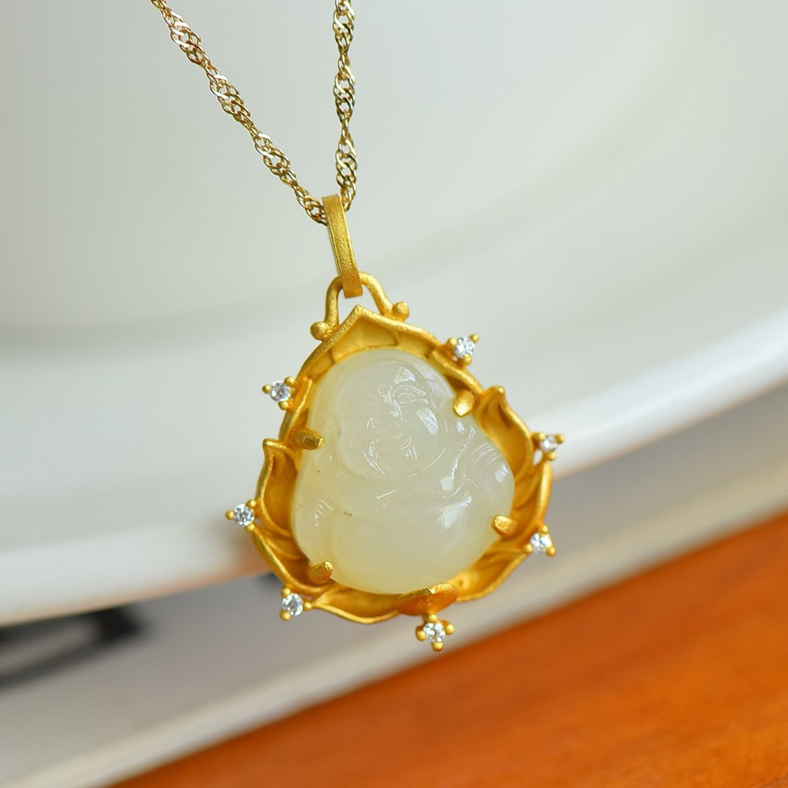 An Exquisite Sterling Silver-Gold Plated Inlaid White Jade Pendant , Inlaid Diamond - 4
