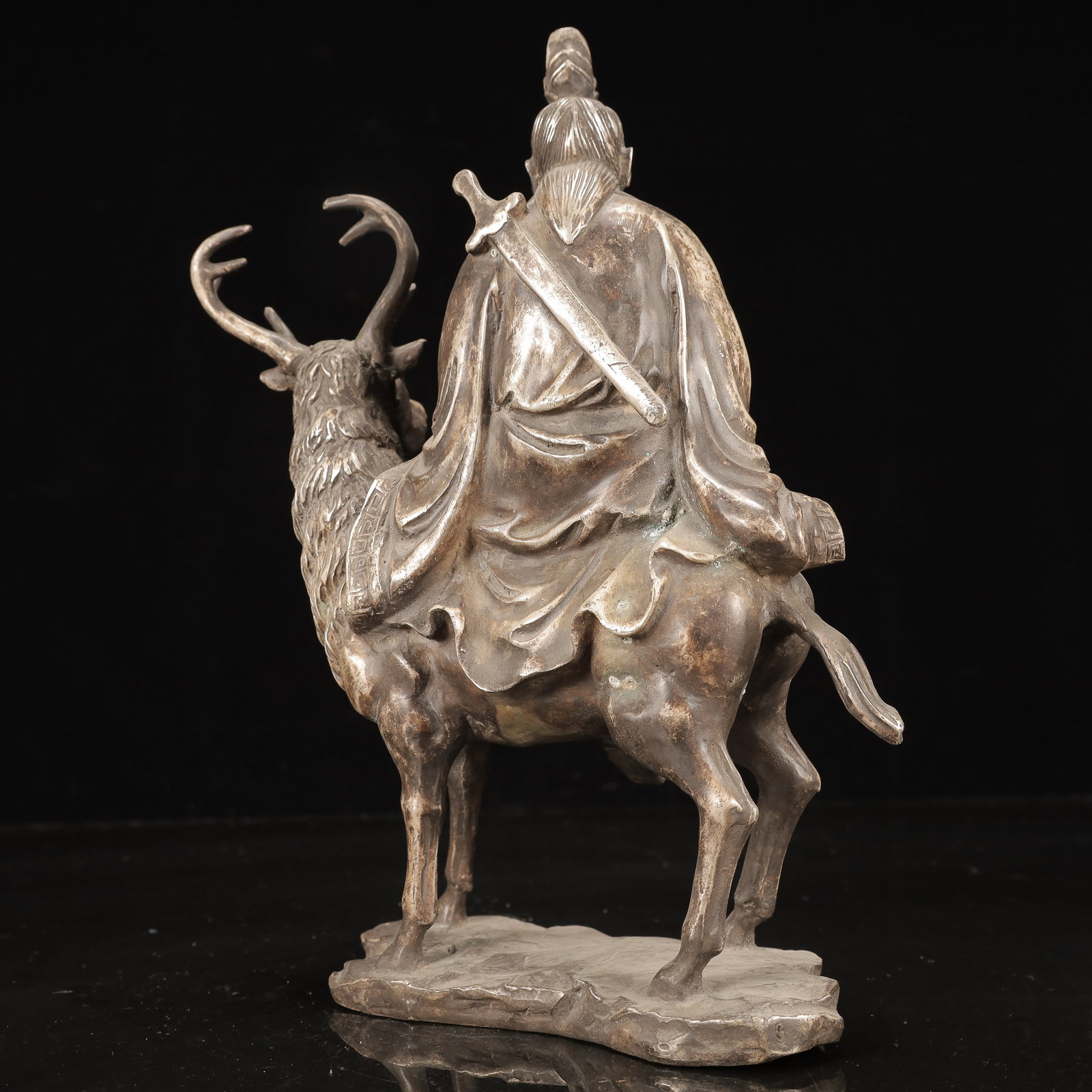 An Exquisite Silver-Plated Bronze Figure Ornament - 10
