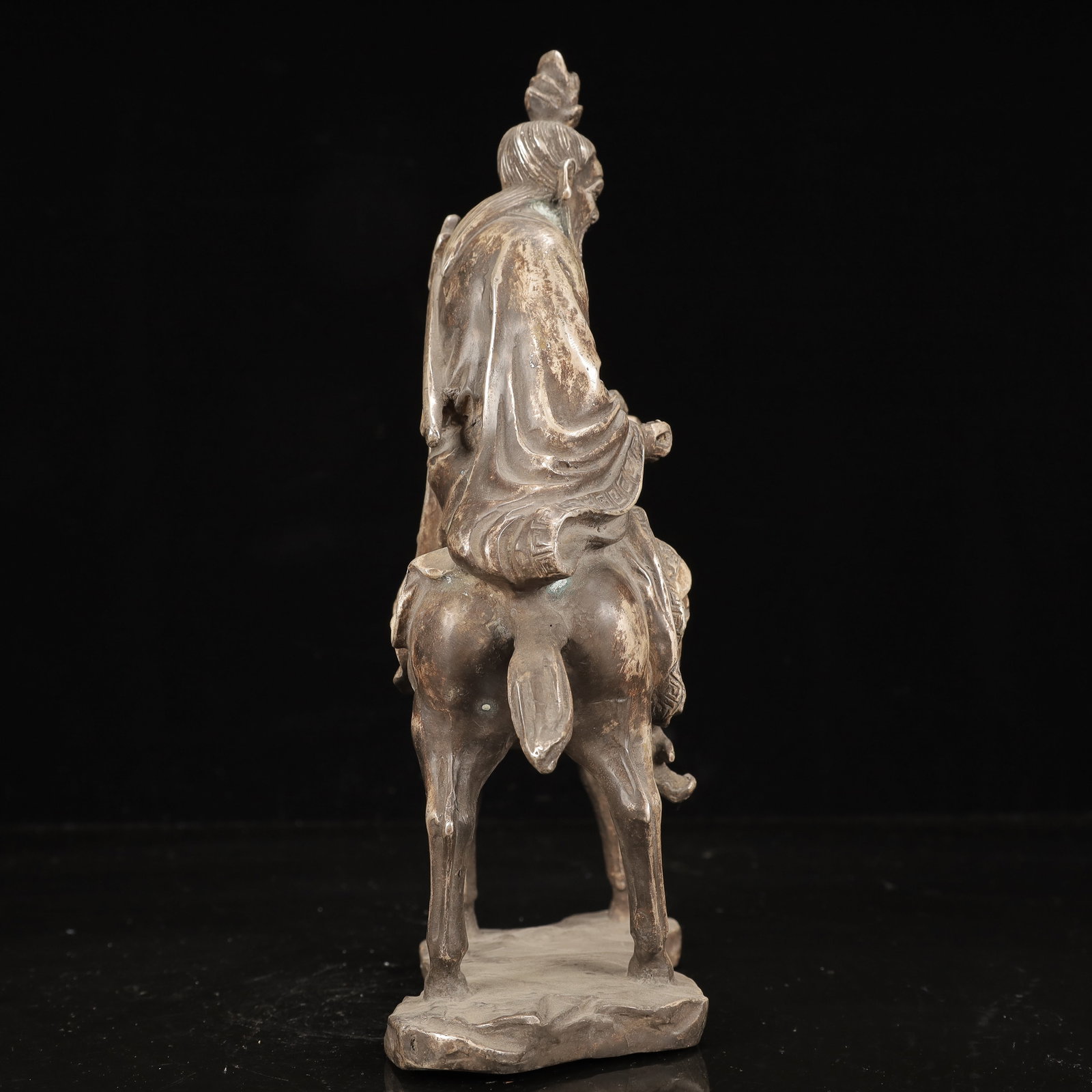 An Exquisite Silver-Plated Bronze Figure Ornament - 9
