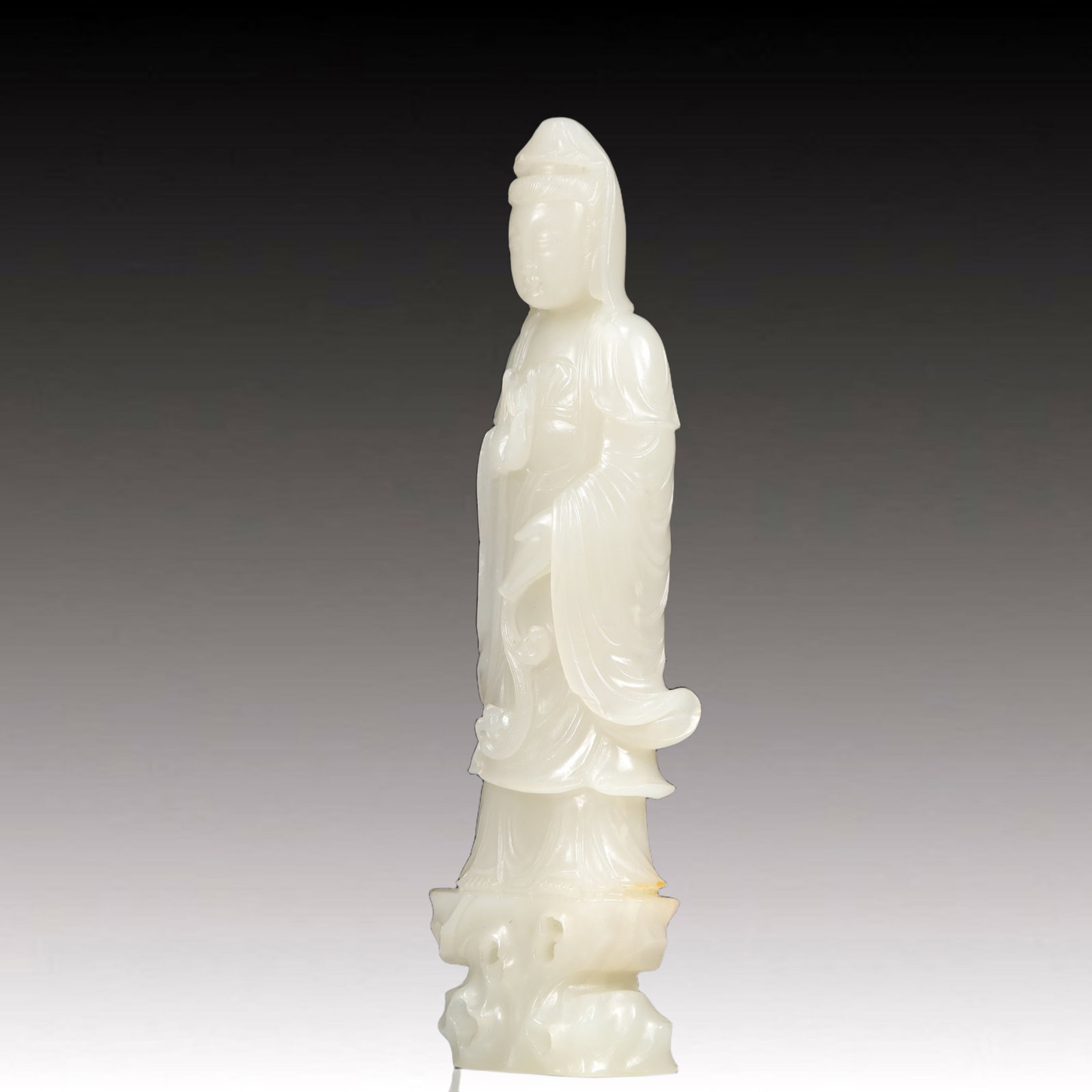 An Exquisite White Jade Statue of Avalokitesvara - 4