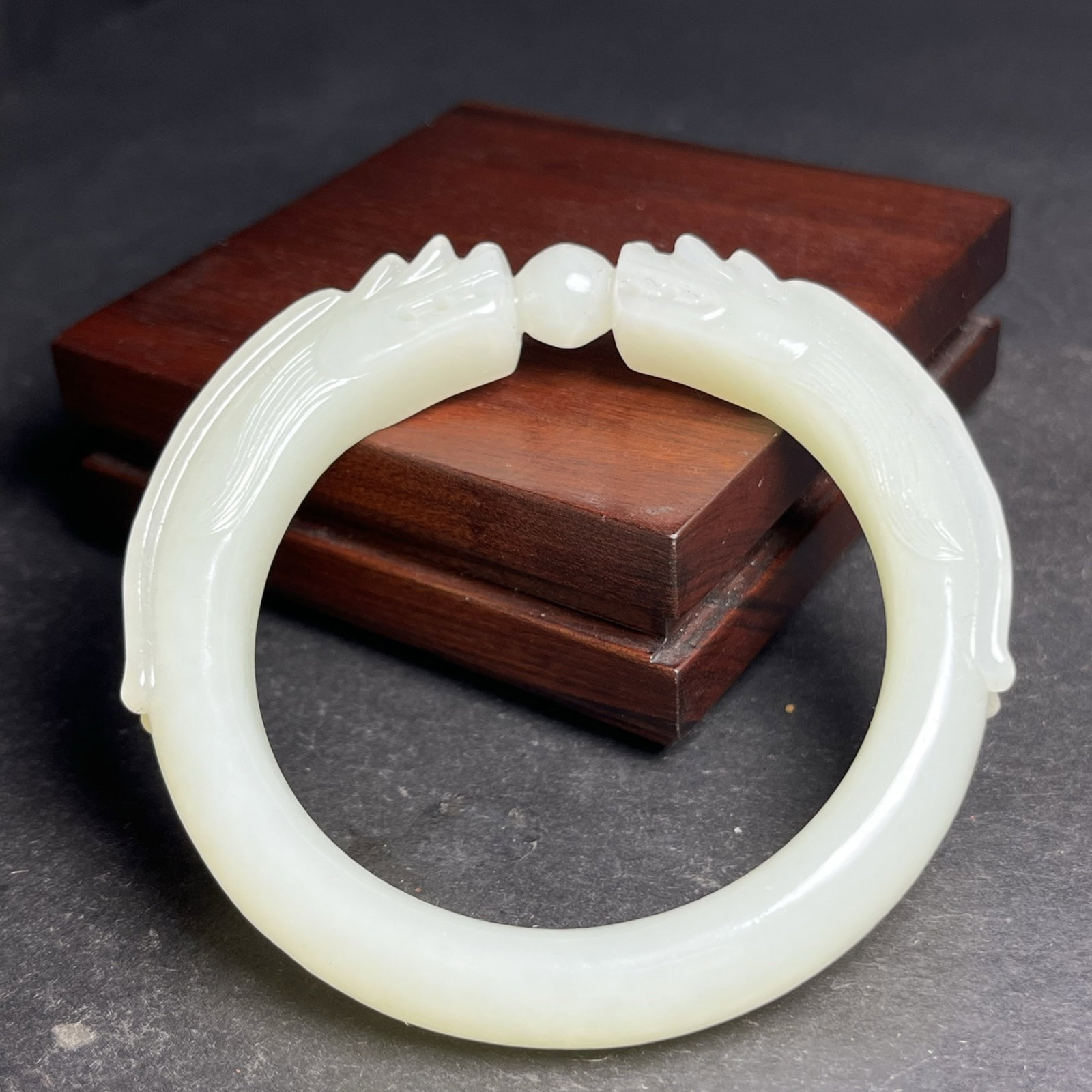 An Exquisite White Jade Dragon Pattern Pendant: Estimated Value:1600-3200 An Exquisite White Jade Dragon Pattern Pendant,Qing Dynasty,China,Size:57mm,Weight:60g 白玉龙纹挂件,中国清代