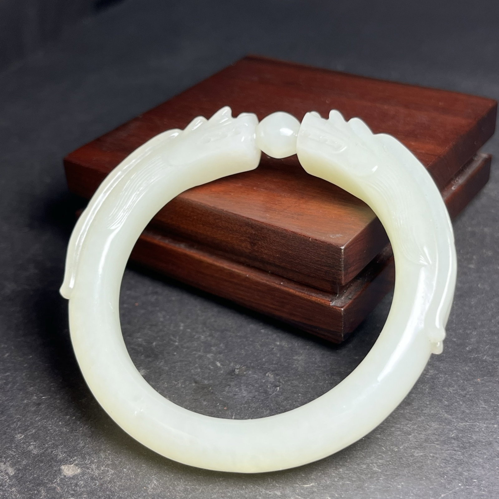 An Exquisite White Jade Dragon Pattern Pendant - 5