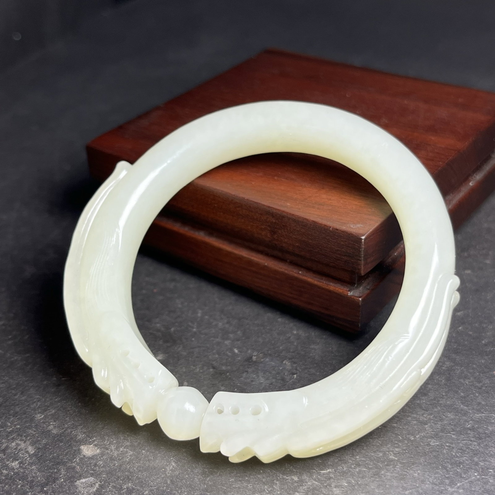 An Exquisite White Jade Dragon Pattern Pendant - 7