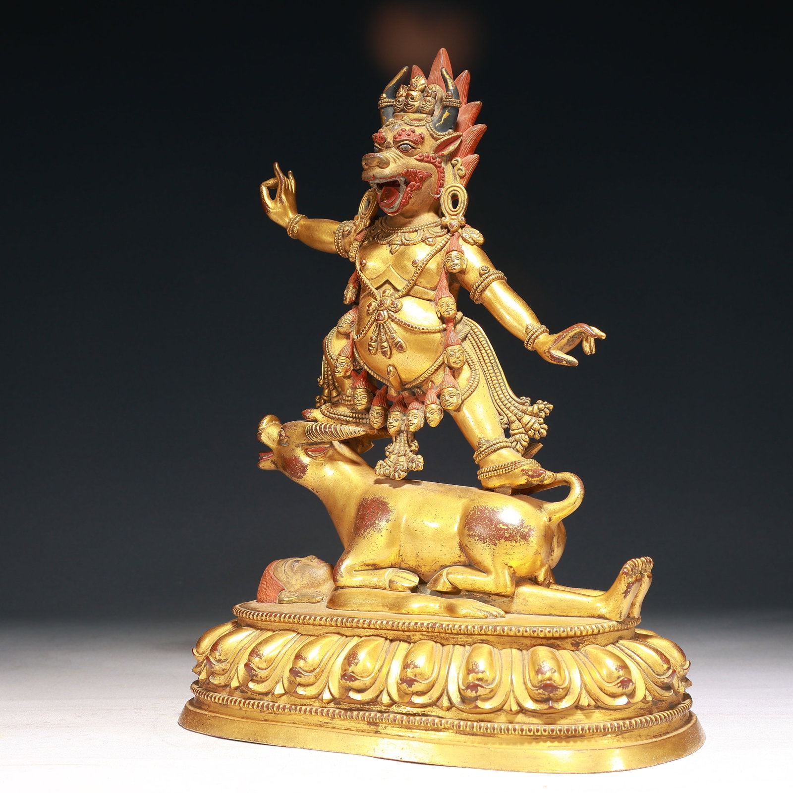 A Solemn Gilt Bronze Statue of Yamantaka,With Inscription - 4