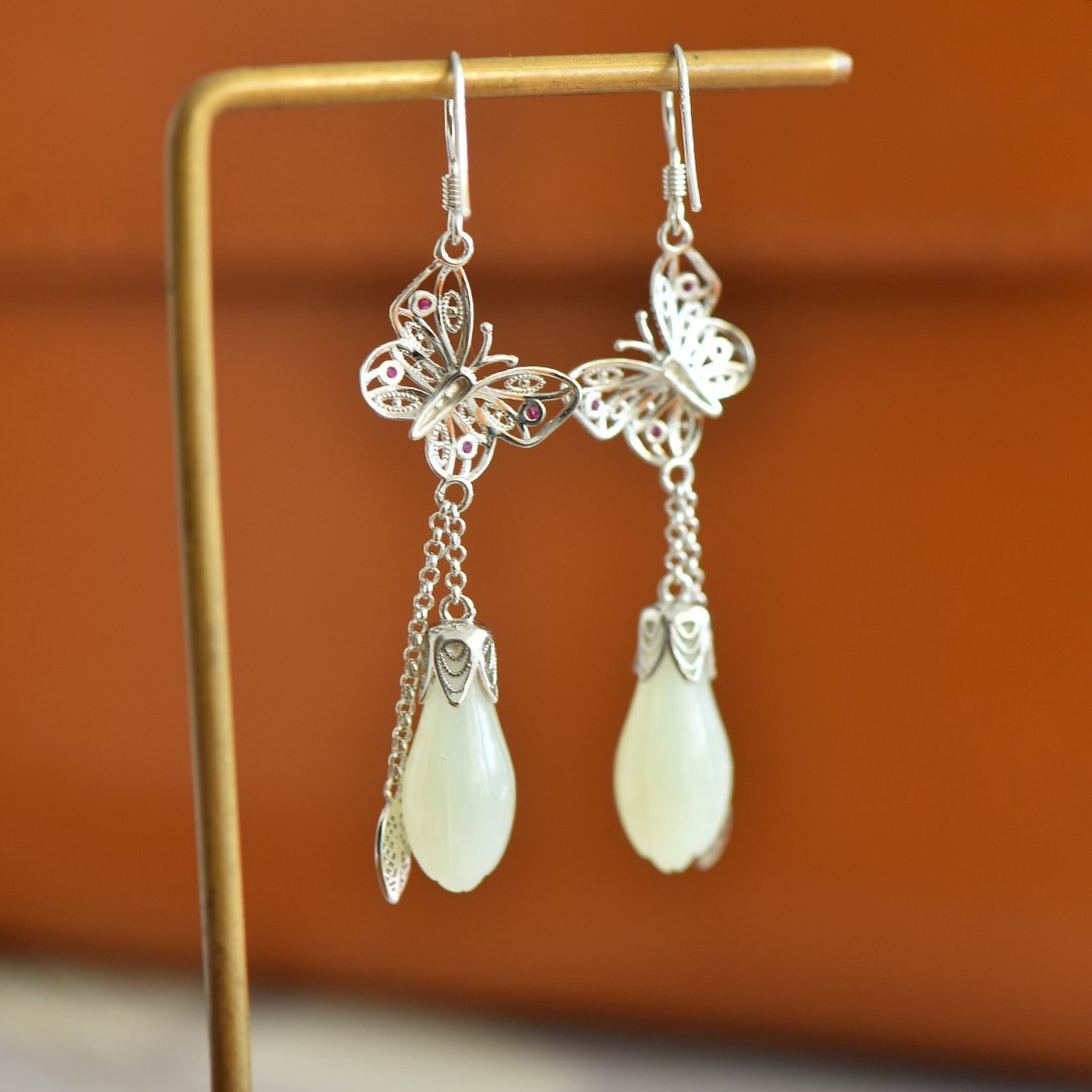A Pair of Exquisite Sterling Silver Inlaid White Jade Enamel Earrings,Inlaid Diamonds - 4