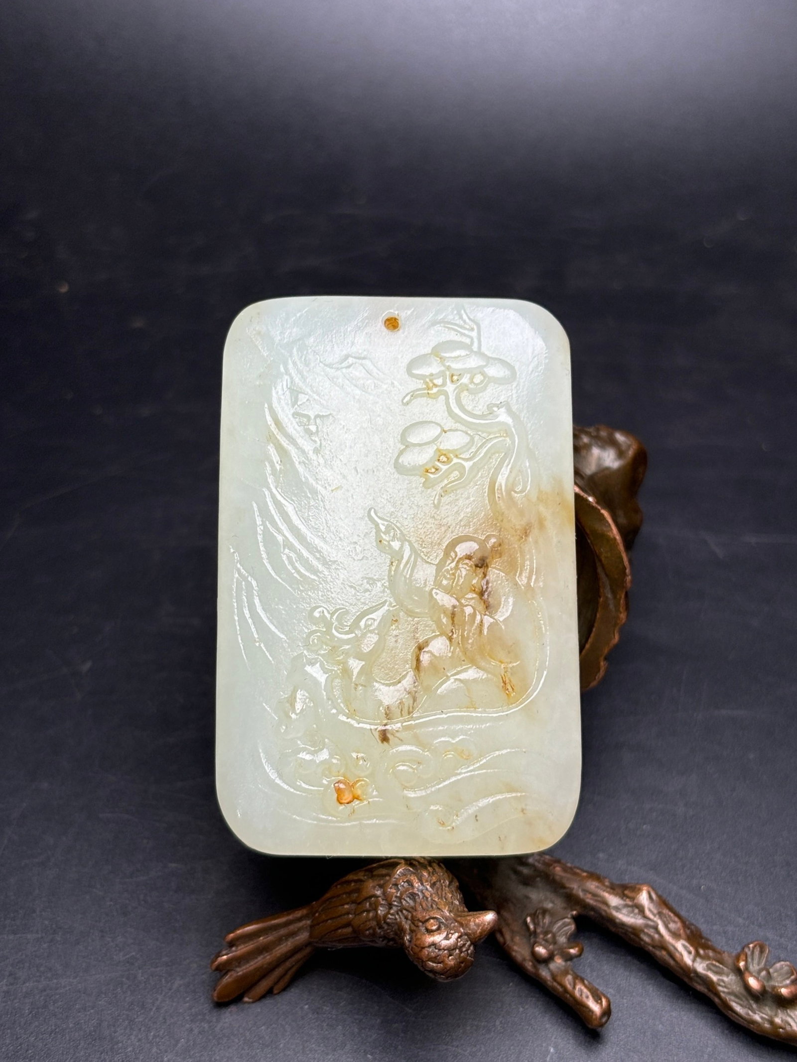An Exquisite White Jade Landscape and Figure Pattern Pendant: Estimated Value:1500-3000 An Exquisite White Jade Landscape and Figure Pattern Pendant,Qing Dynasty,China,Size:60mmx39mmx14mm,Weight:79g