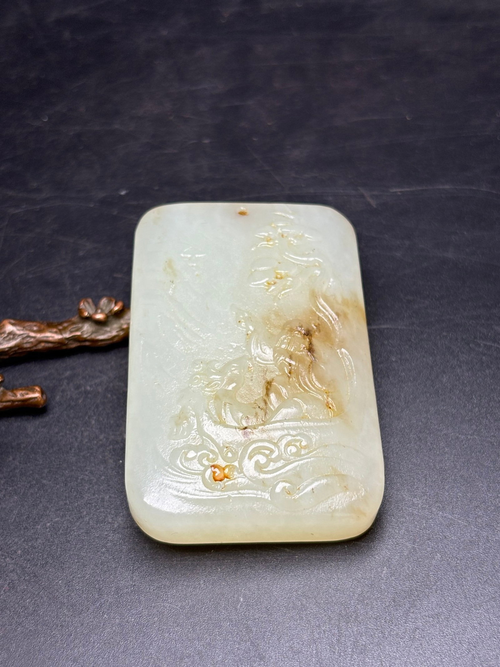 An Exquisite White Jade Landscape and Figure Pattern Pendant - 7
