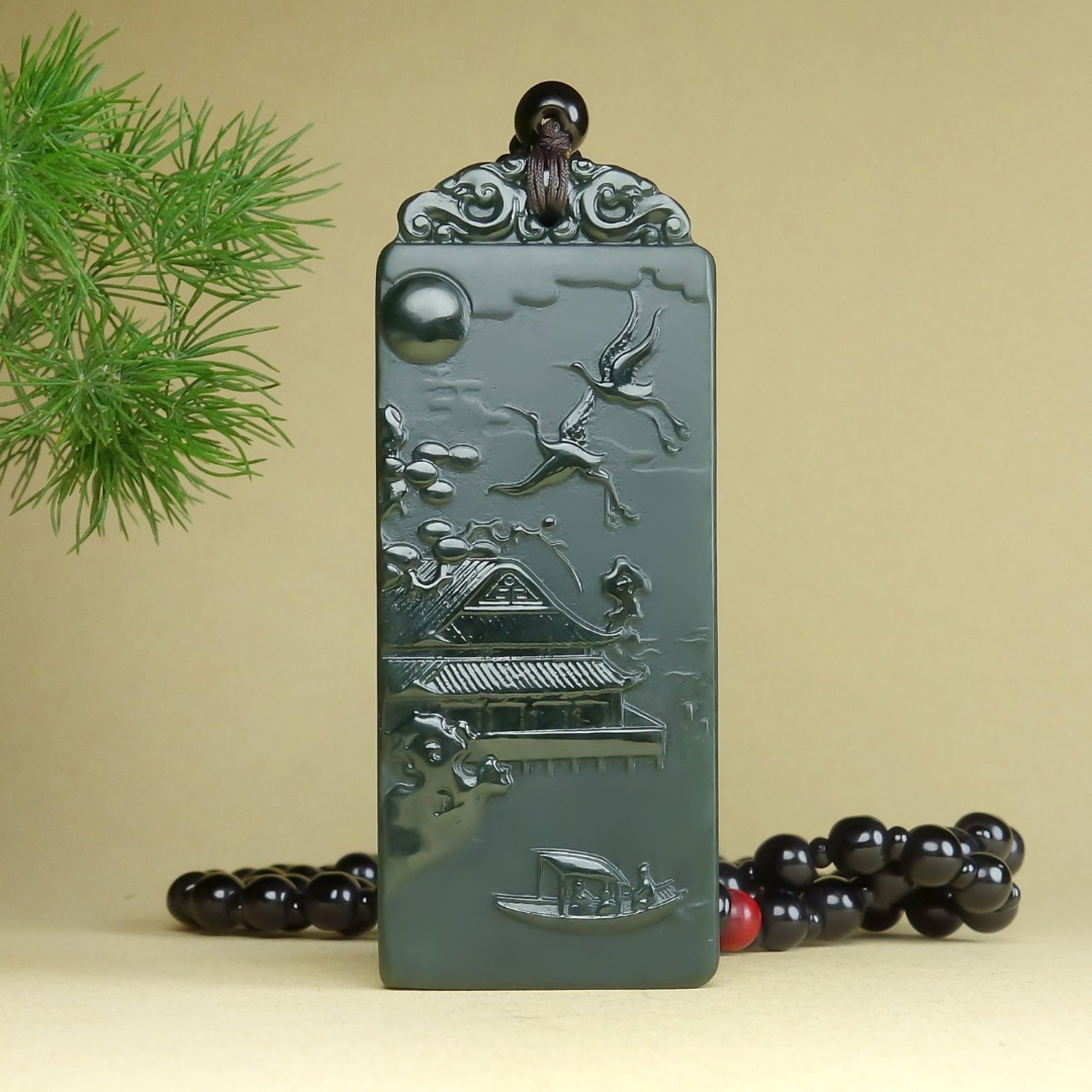An Exquisite Greenish Jade Statue of Avalokitesvara Pendant - 4