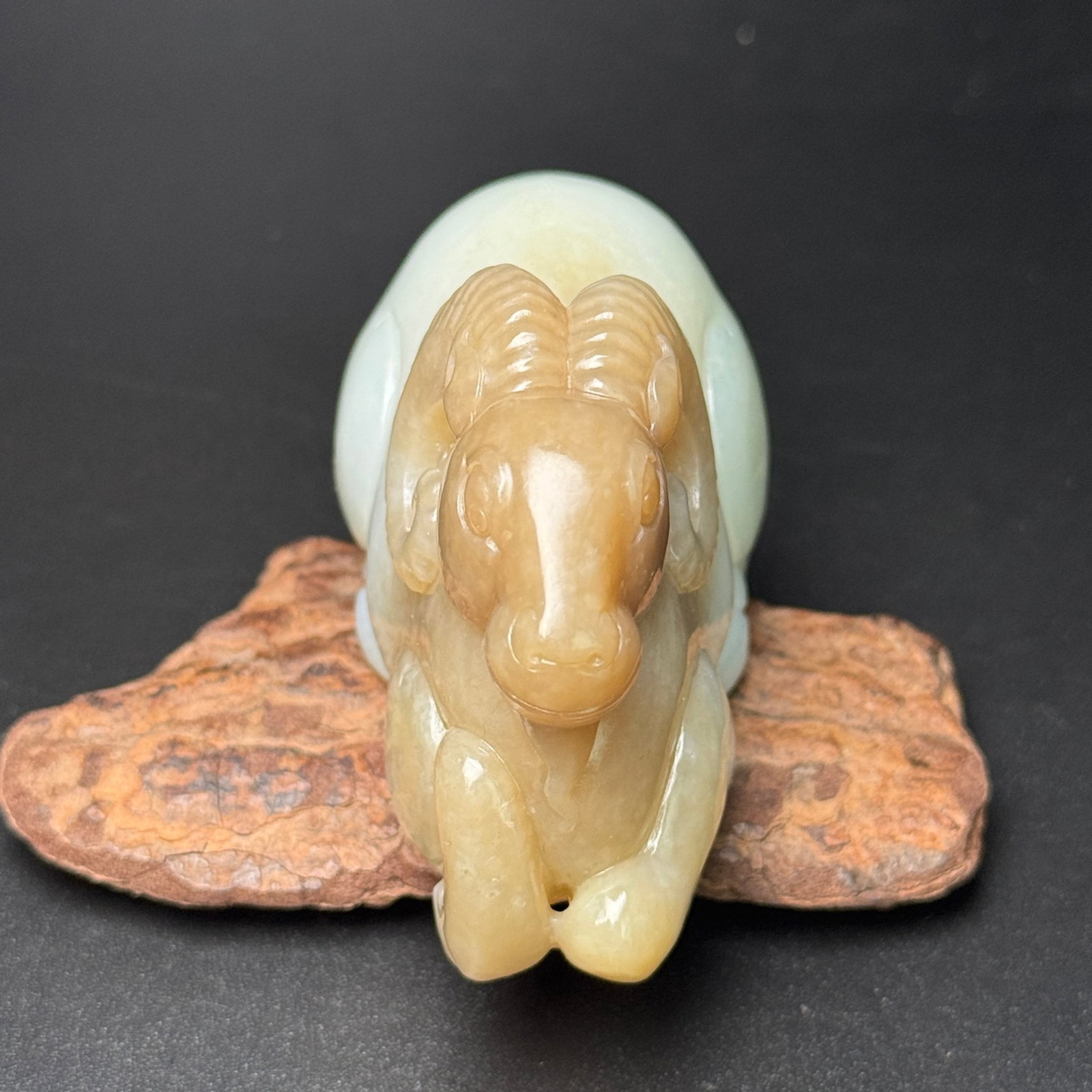 An Exquisite White Jade Sheep Ornament: Estimated Value:2200-4400 An Exquisite White Jade Sheep Ornament,Qing Dynasty,China,Size:84mmx52mmx42mm,Weight:248g 白玉羊摆件,中国清代