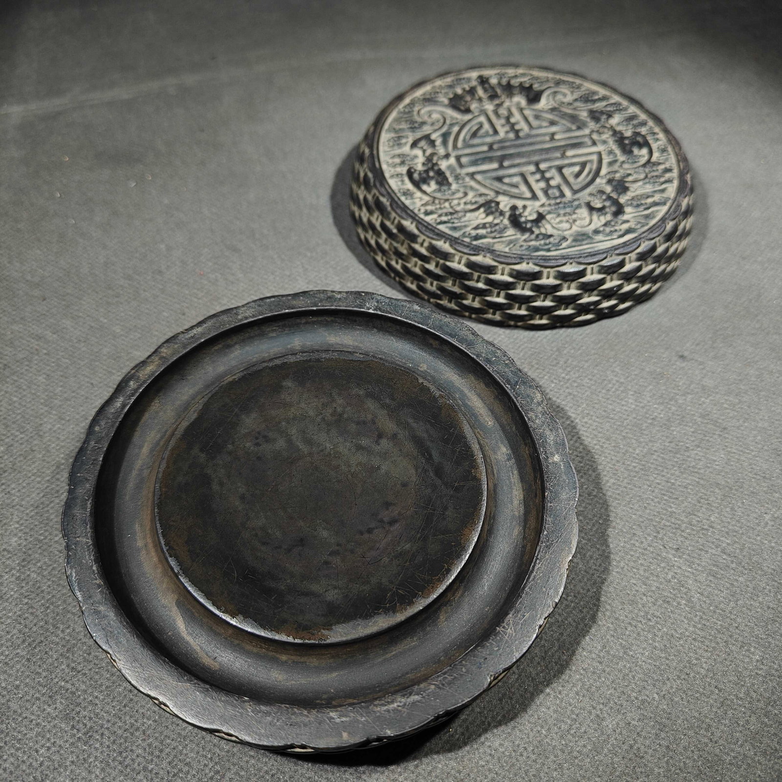 An Exquisite Bats and Peach Pattern Inkstone: Estimated Value:2600-5200 An Exquisite Bats and Peach Pattern Inkstone,Qing Dynasty, China,With Mark,Size:4.8inx1.8in