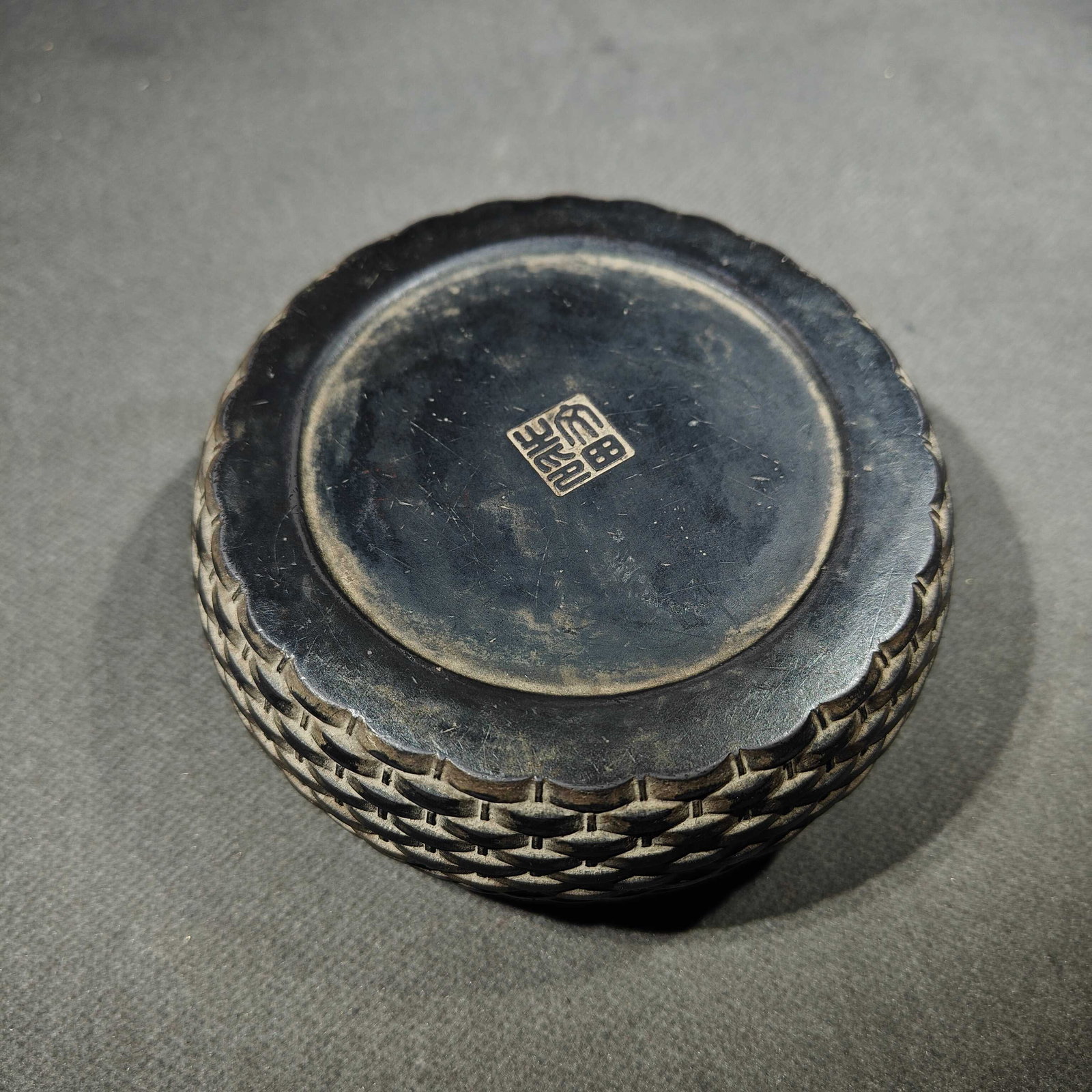 An Exquisite Bats and Peach Pattern Inkstone - 9
