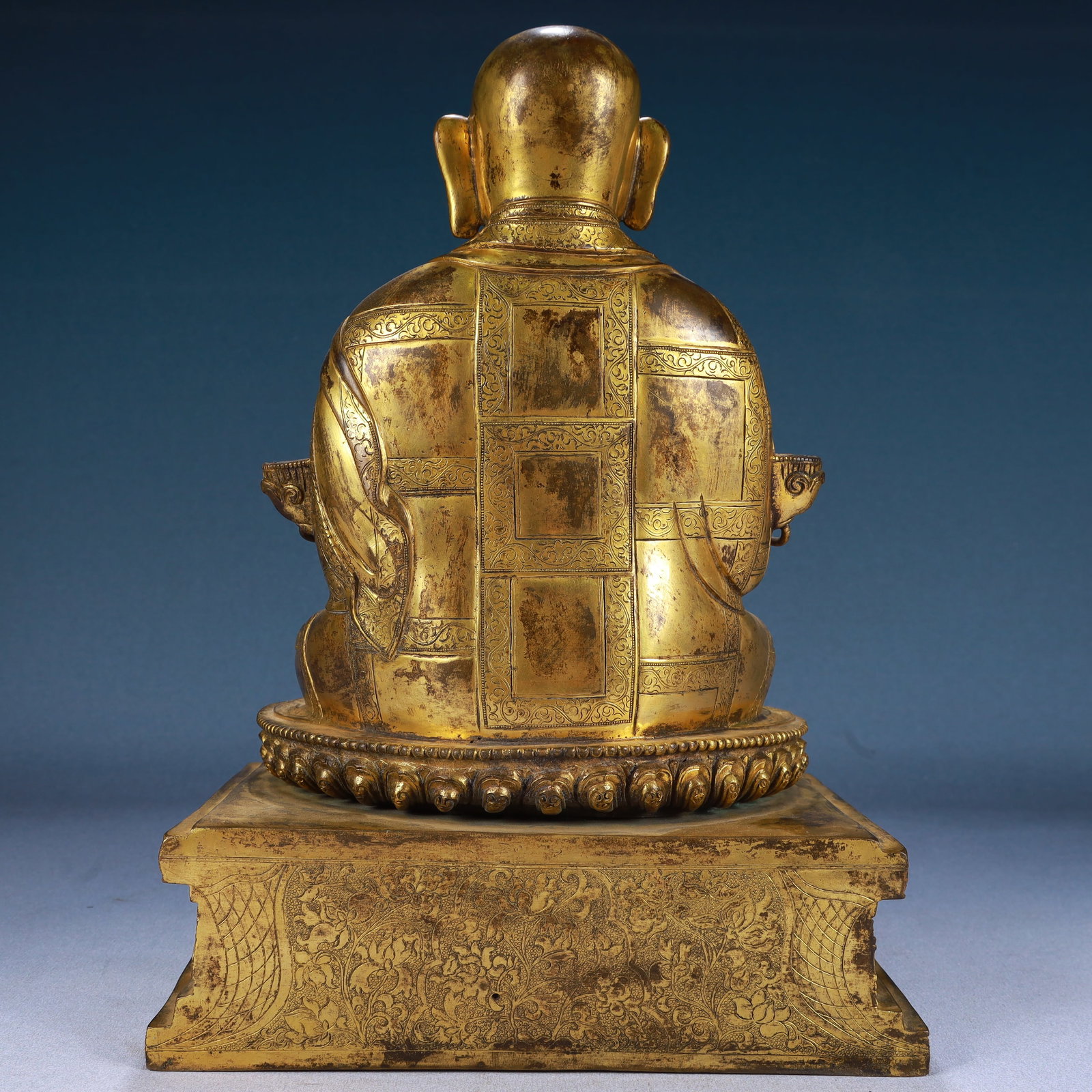 A Solemn Gilt Bronze Statue of Guru - 10