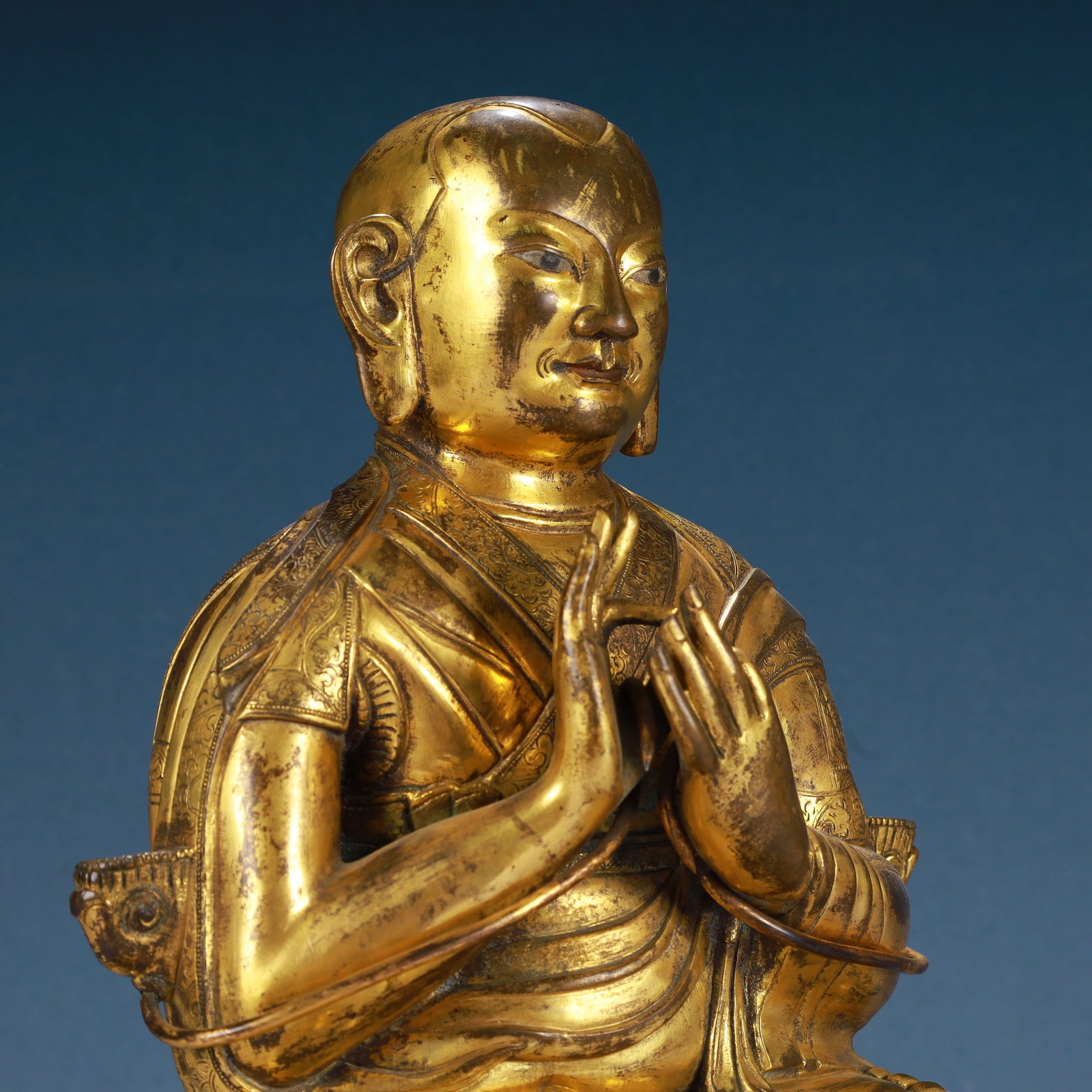 A Solemn Gilt Bronze Statue of Guru - 8