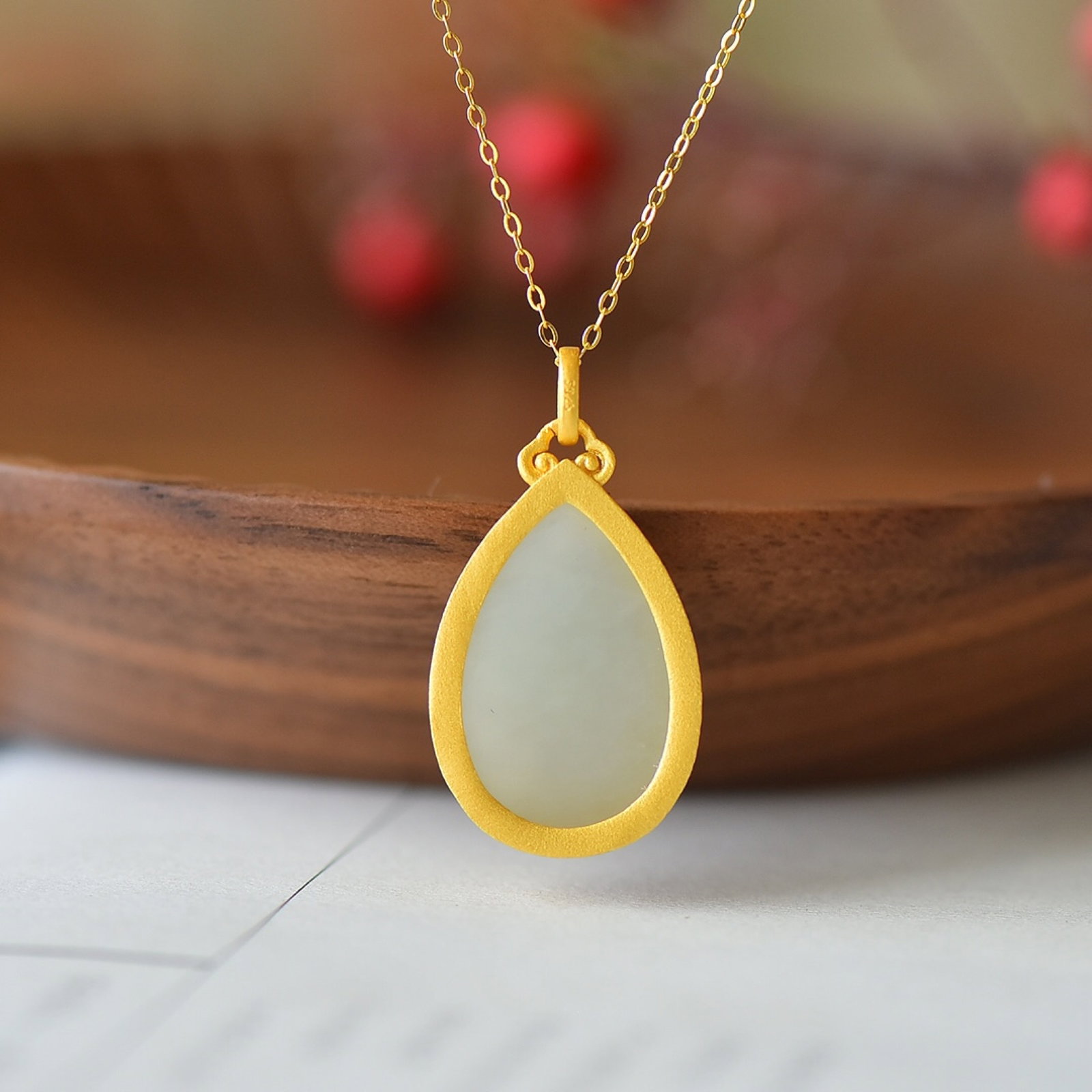 An Exquisite Sterling Silver-Gold Plated Inlaid White Jade Pendant,Inlaid Diamond - 5