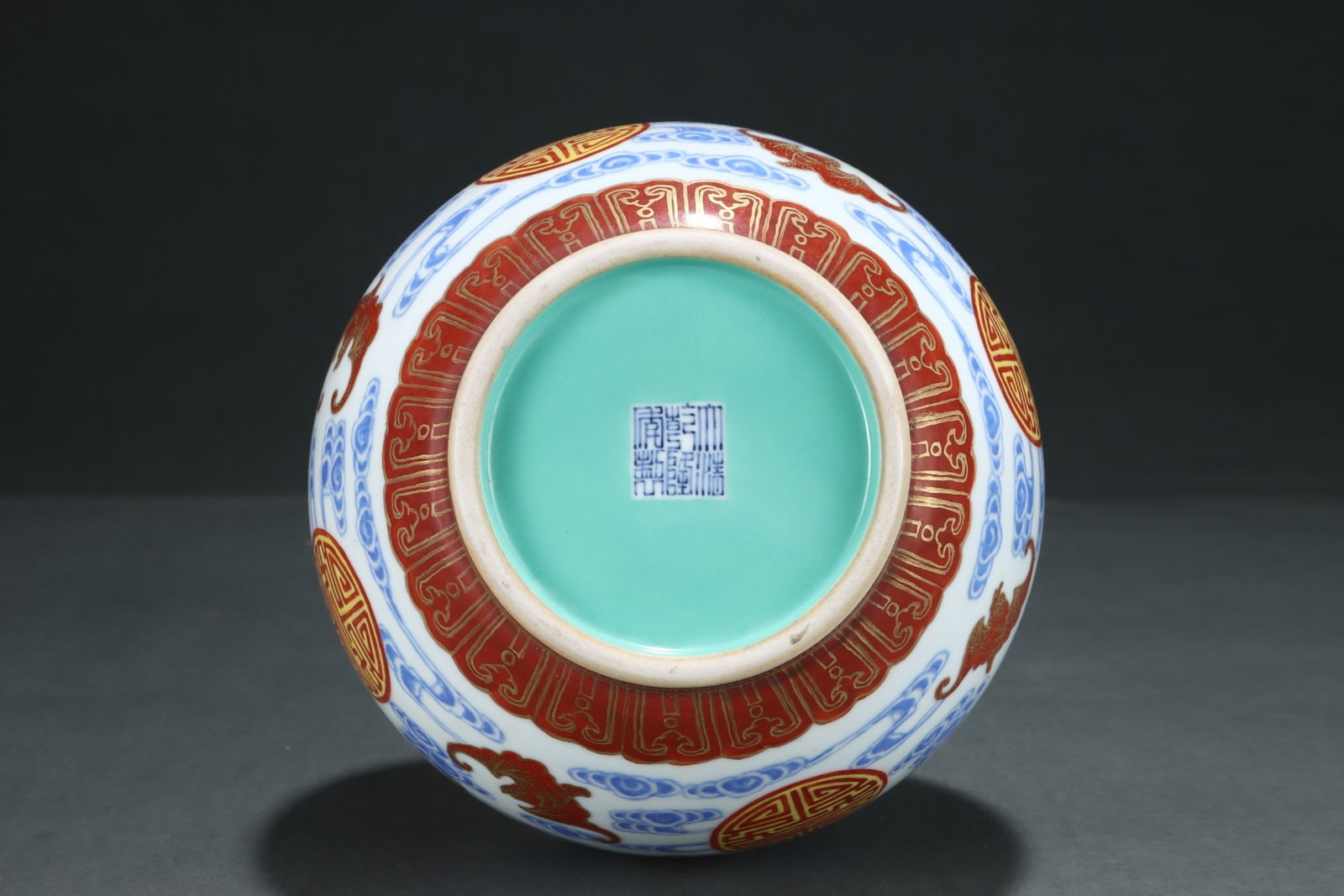A Rare Blue and White Iron-Red Painted Gold Auspicious Cloud,Bats and Peach Pattern Gourd Vase,With - 5