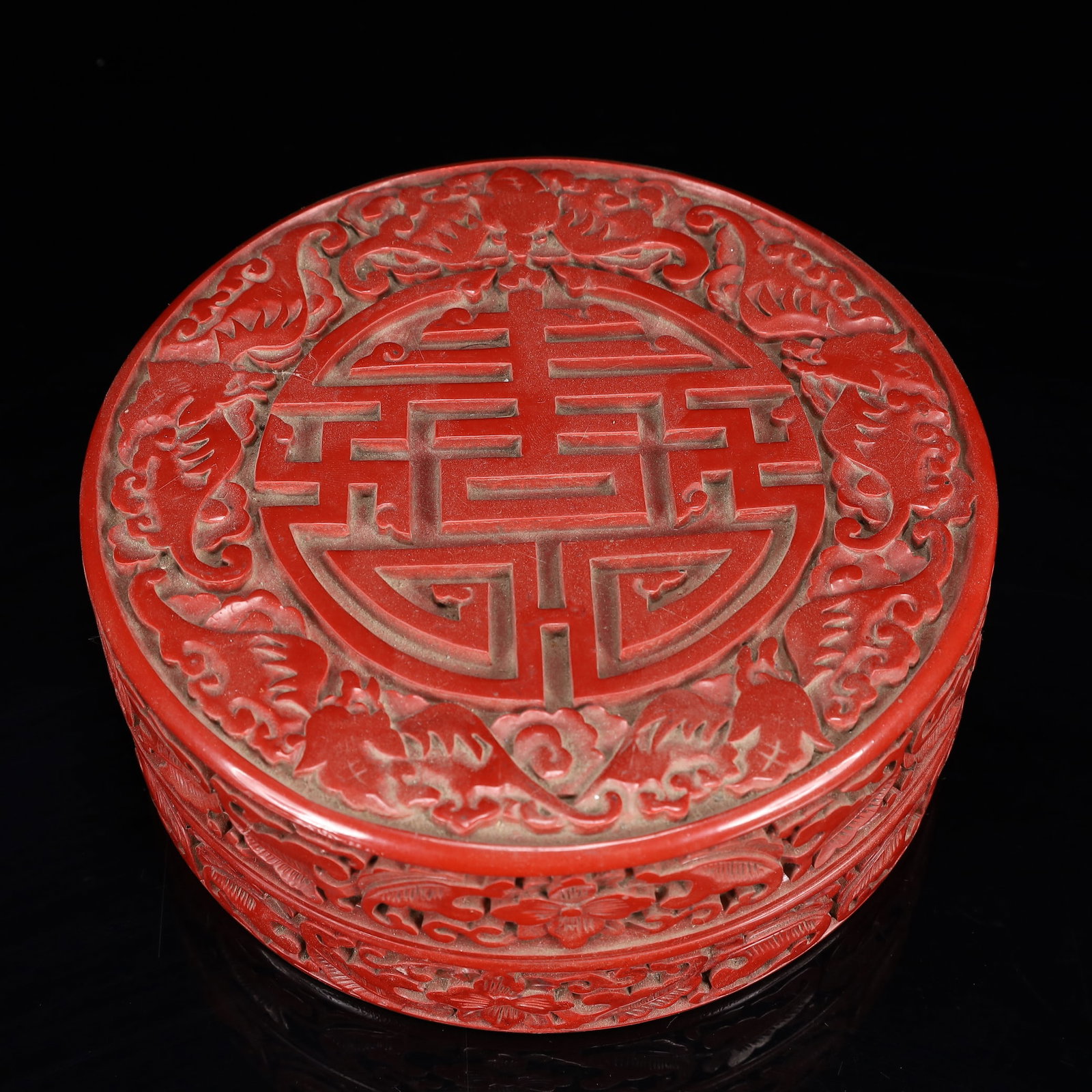 An Exquisite Carved Red Lacquer Flower Pattern Box with Cover: Estimated Value:2000-4000 An Exquisite Carved Red Lacquer Flower Pattern Box with Cover,Qing Dynasty, China,Qianlong Four-character Mark,Size:6.9inx2.8in,Weight:650g