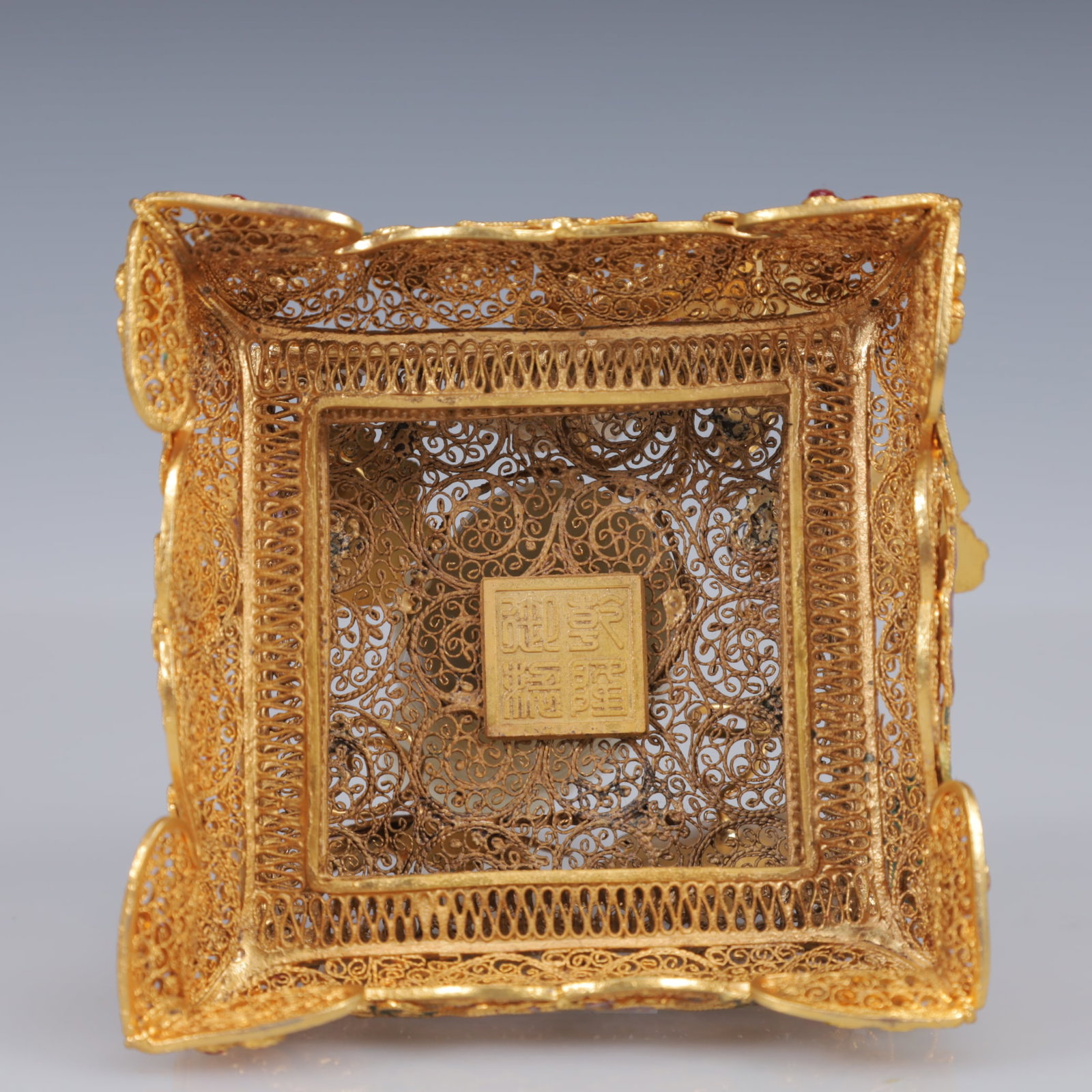 An Exquisite Filigree and Gilding Inlaid White Jade Statue of Avalokitesvara,Inlaid Gems - 7