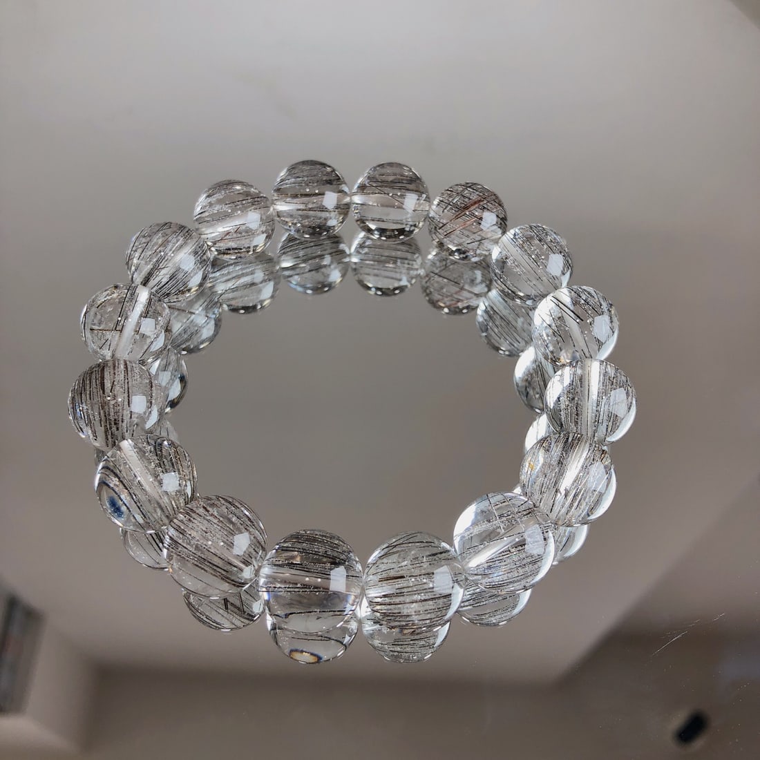 An Exquisite Crystal Bracelets - 10