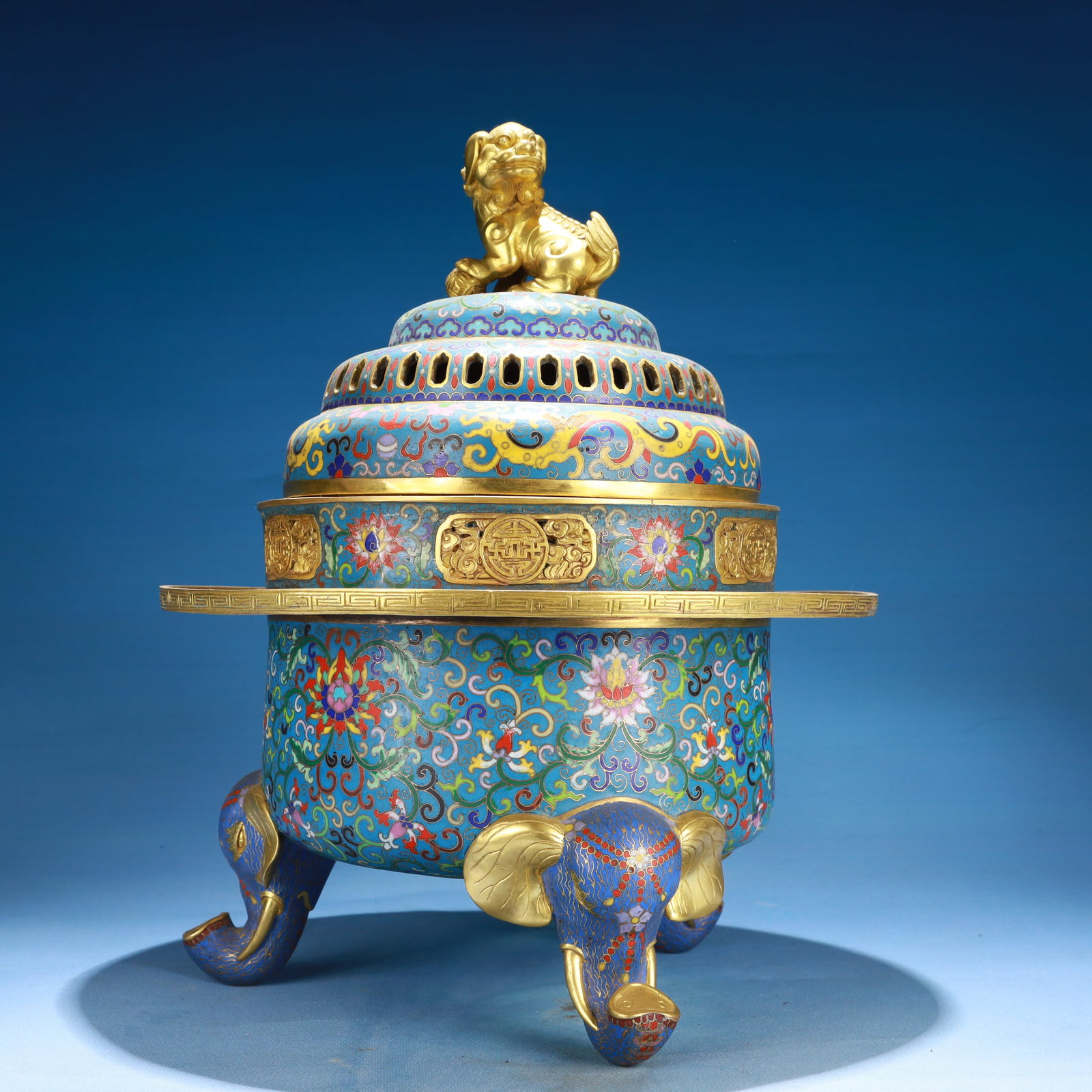 An Exquisite Cloisonne Lotus Pattern Tripod Censer - 4