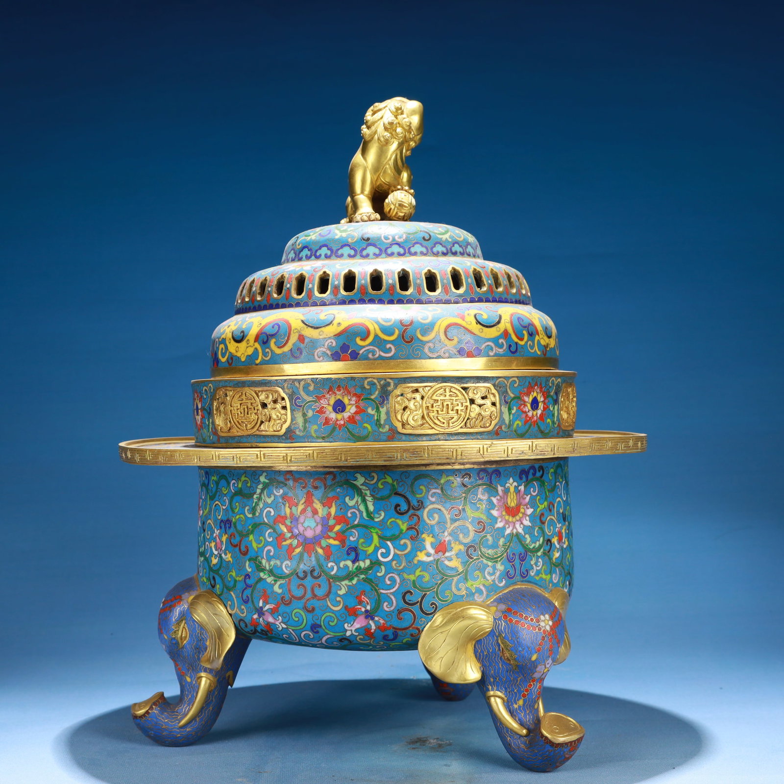 An Exquisite Cloisonne Lotus Pattern Tripod Censer - 7