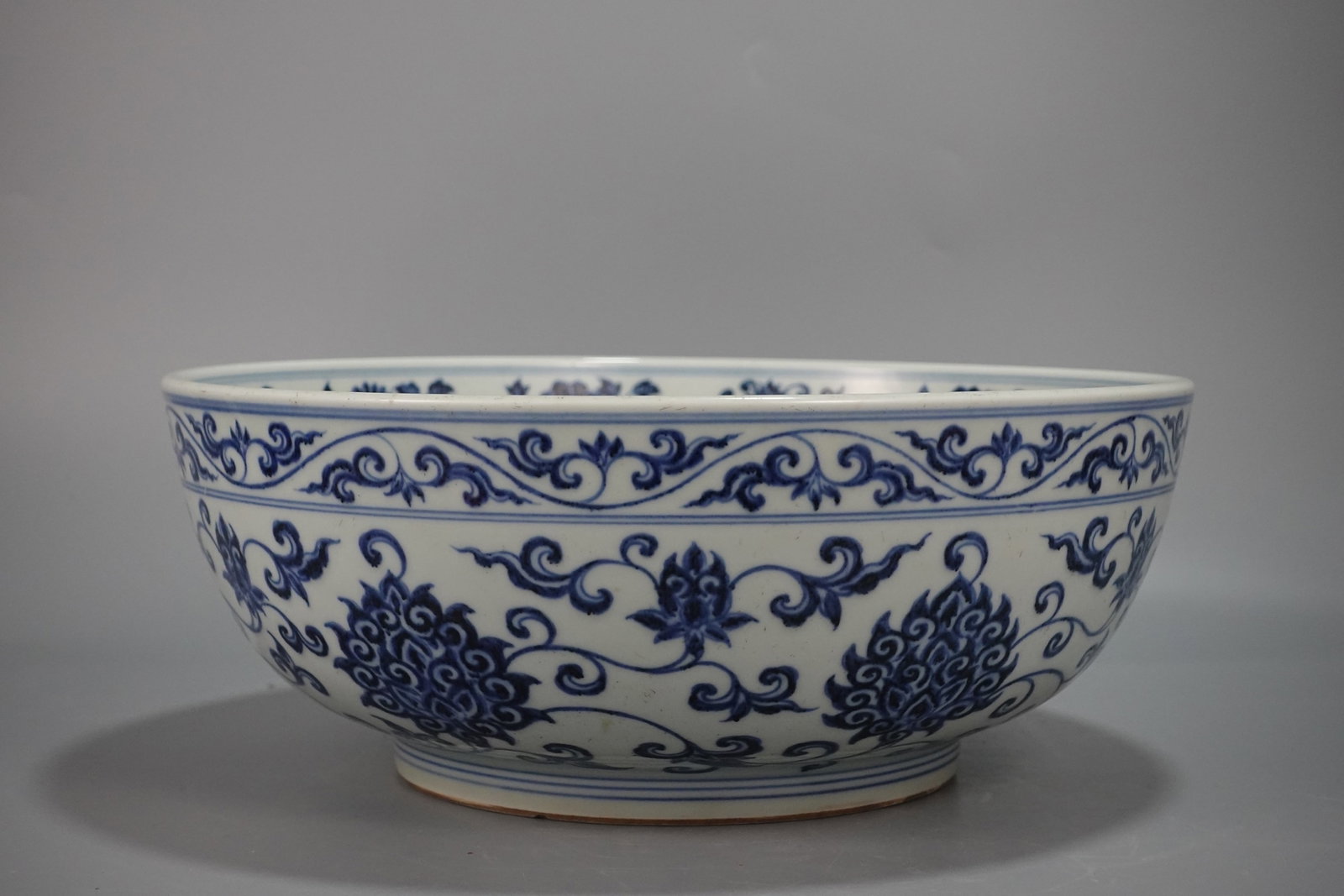 A Rare Blue and White Flower and Fruit Pattern Bowl (1 of 9)