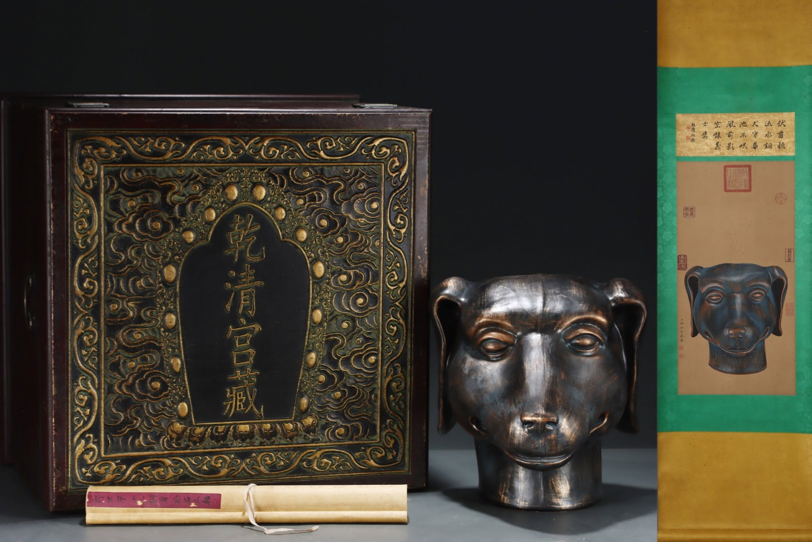 A Rare Bronze Glazed Animal Head Ornament,with Chinese Vertical Scroll Ink Painting on Silk: A Rare Bronze Glazed Animal Head Ornament,with Chinese Vertical Scroll Ink Painting on Silk,Qing Dynasty,China,Qianlong Six-character Mark,Size:(Without frame)25.6inx13in,(Porcelain)13inx13.8in ࡣ