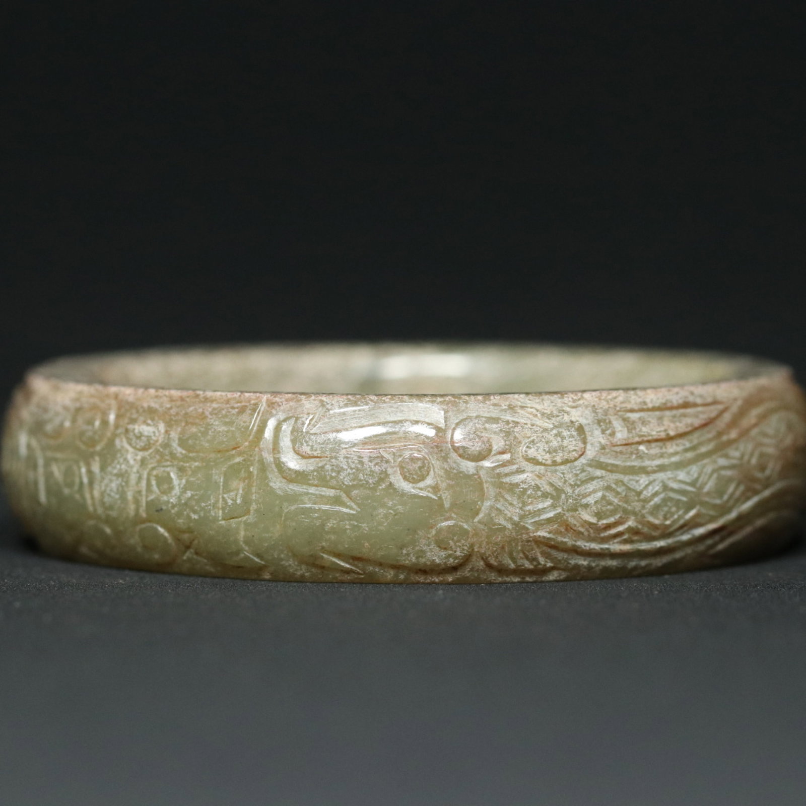 An Exquisite Archaic Jade Beast-Face Pattern Bracelet - 5